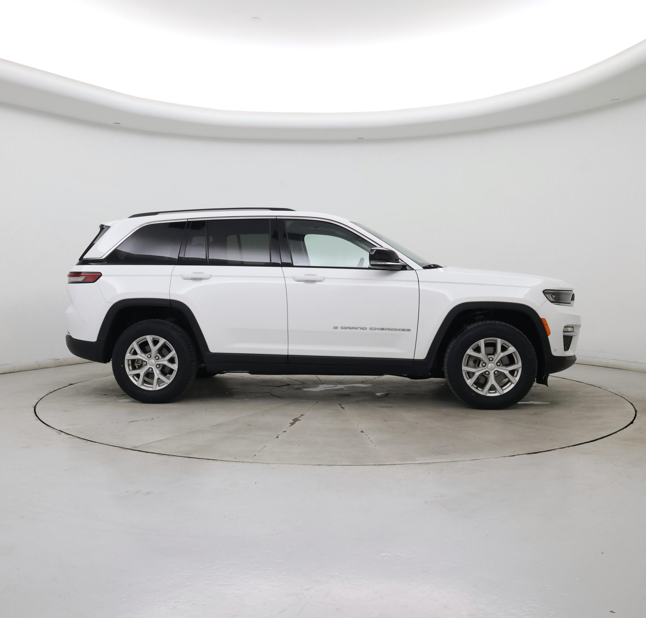 Thumbnail: 2023 Jeep Grand Cherokee - 7