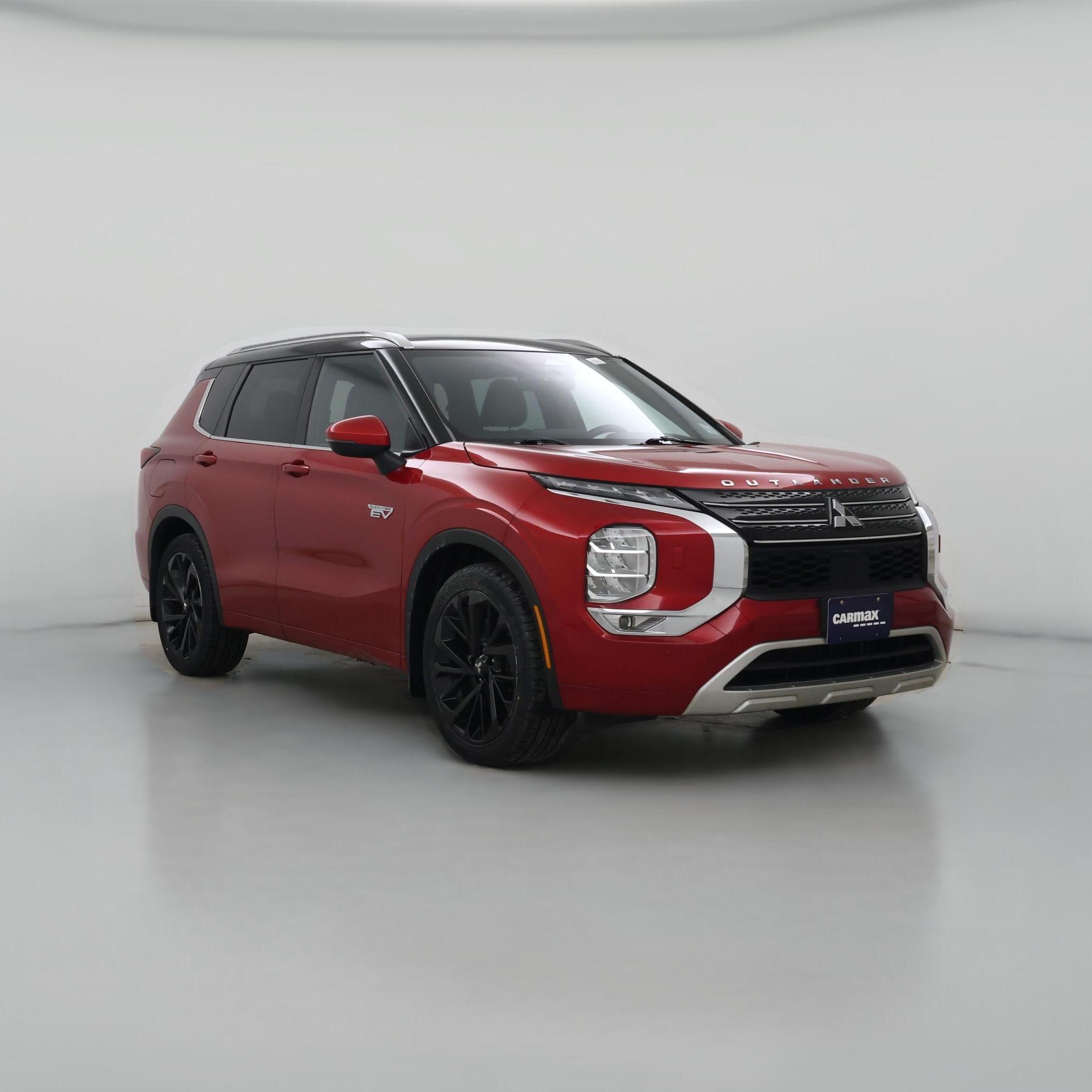 Thumbnail: 2023 Mitsubishi Outlander - 1