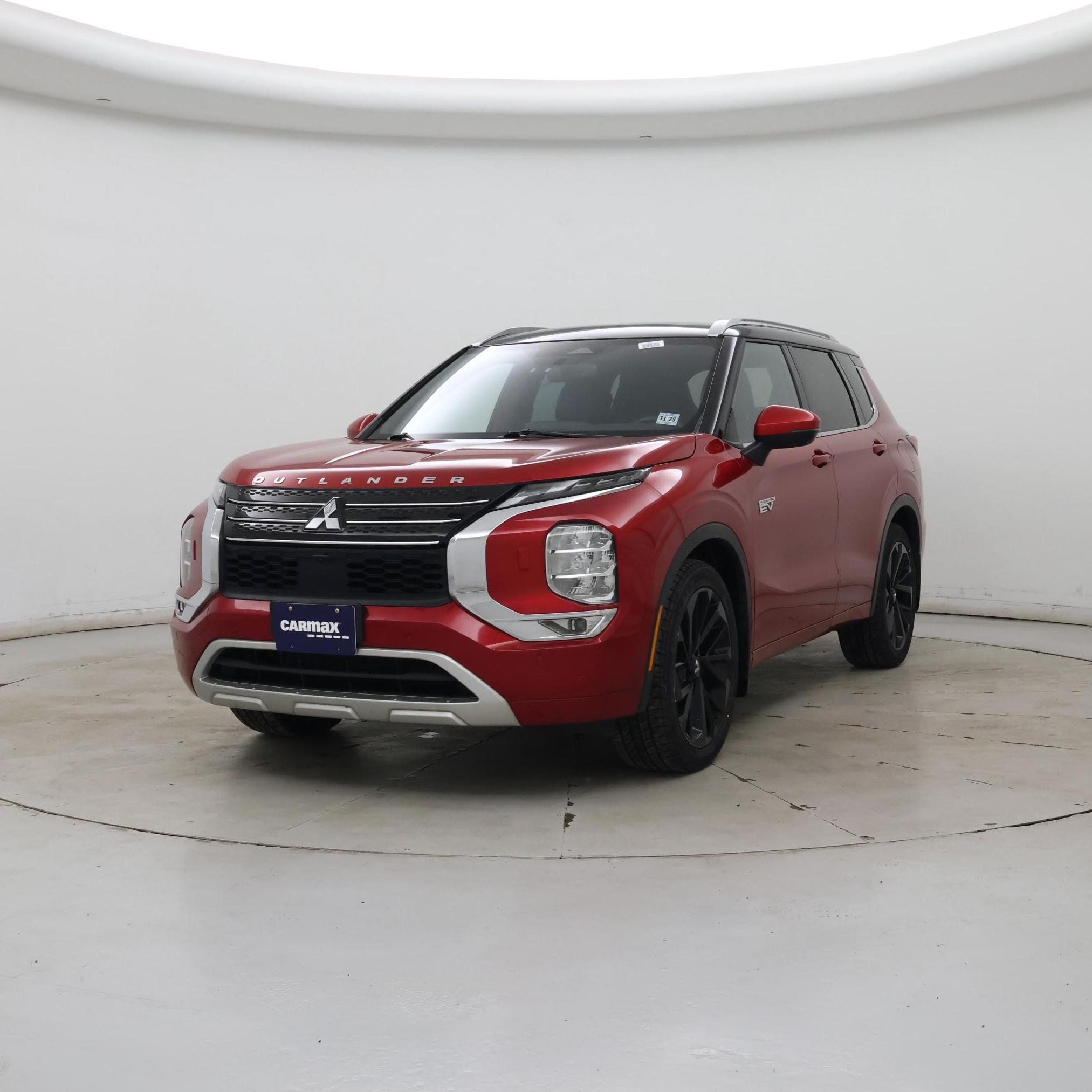 Thumbnail: 2023 Mitsubishi Outlander - 4