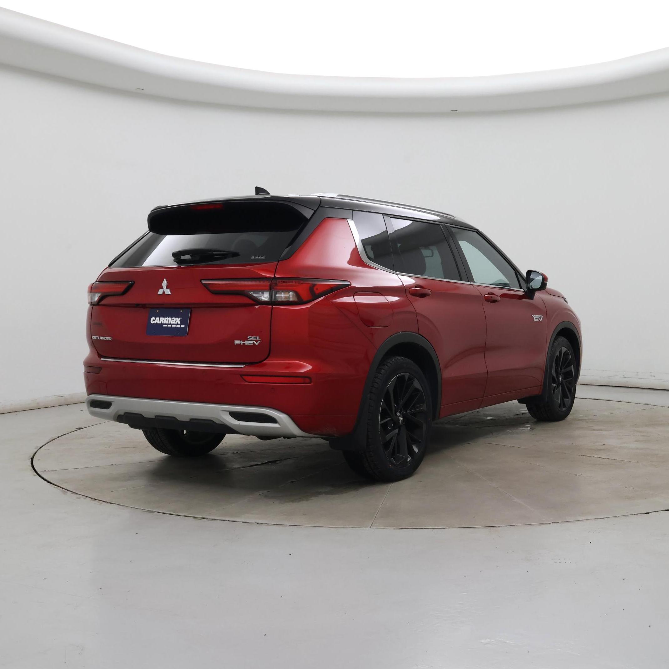 Thumbnail: 2023 Mitsubishi Outlander - 8