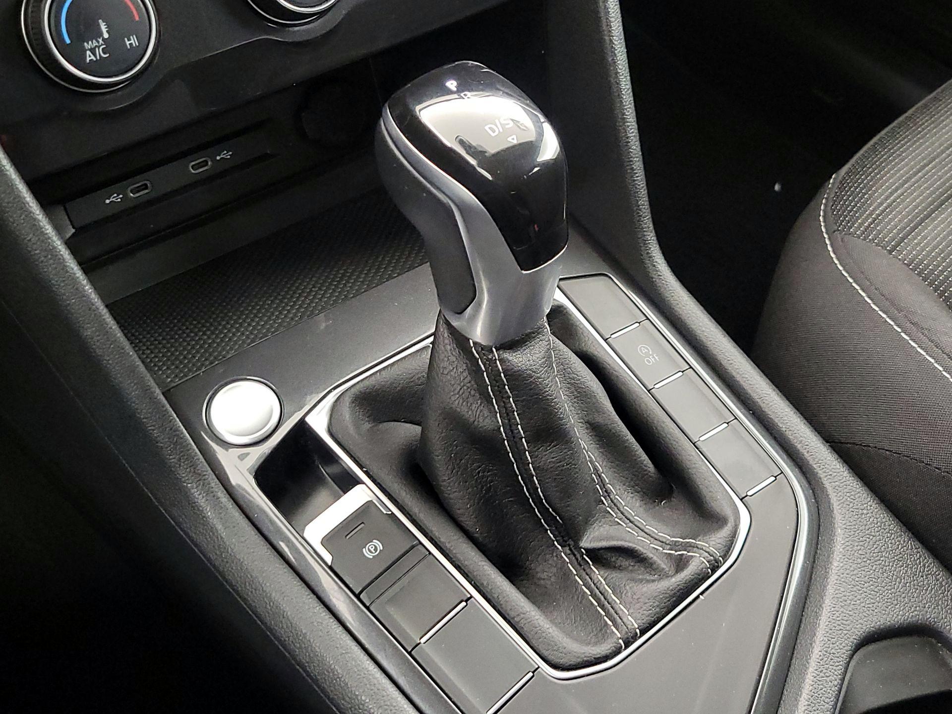 Thumbnail: 2024 Volkswagen Tiguan - 17