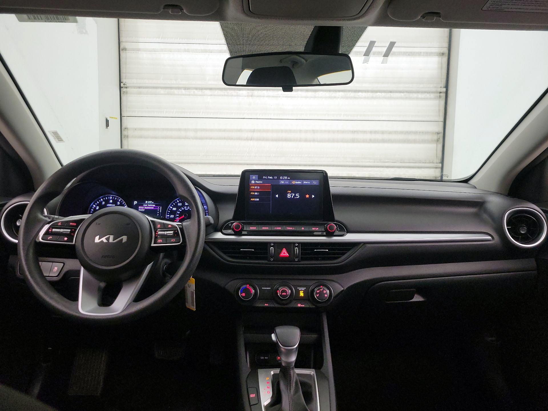 Thumbnail: 2024 Kia Forte - 9