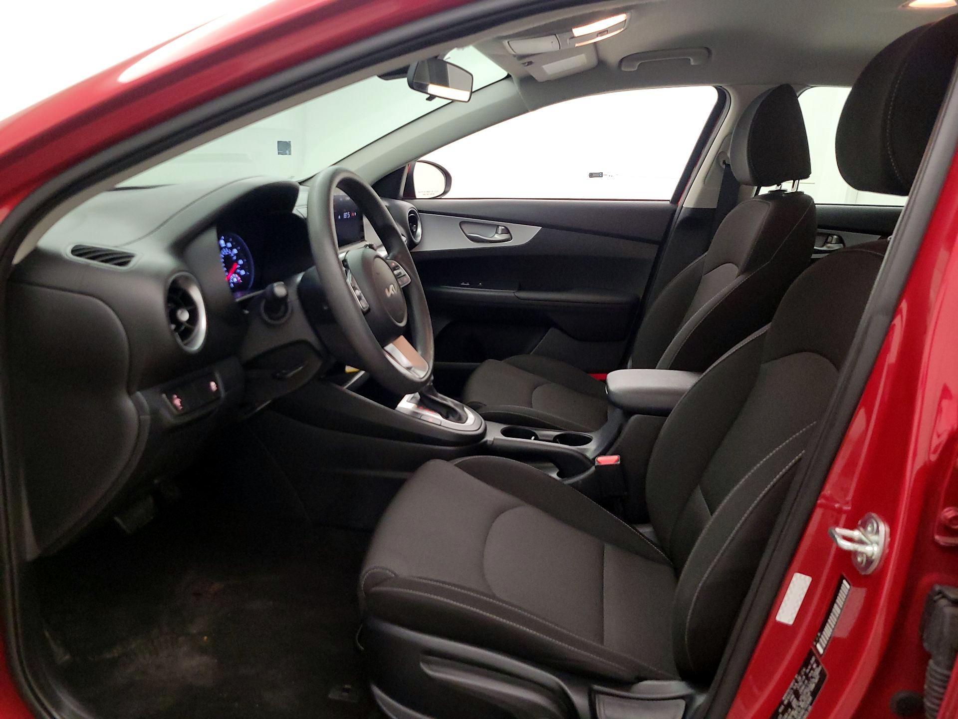 Thumbnail: 2024 Kia Forte - 11