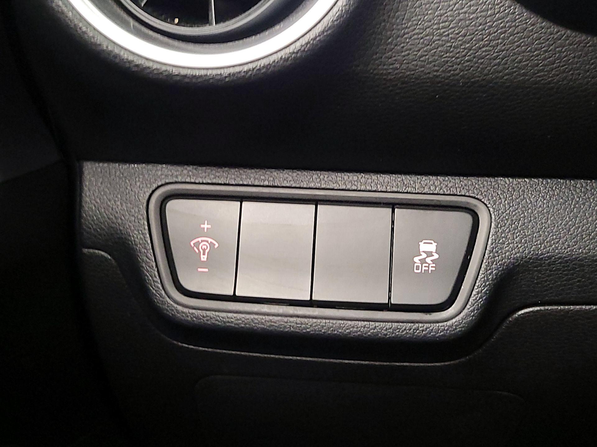 Thumbnail: 2024 Kia Forte - 13