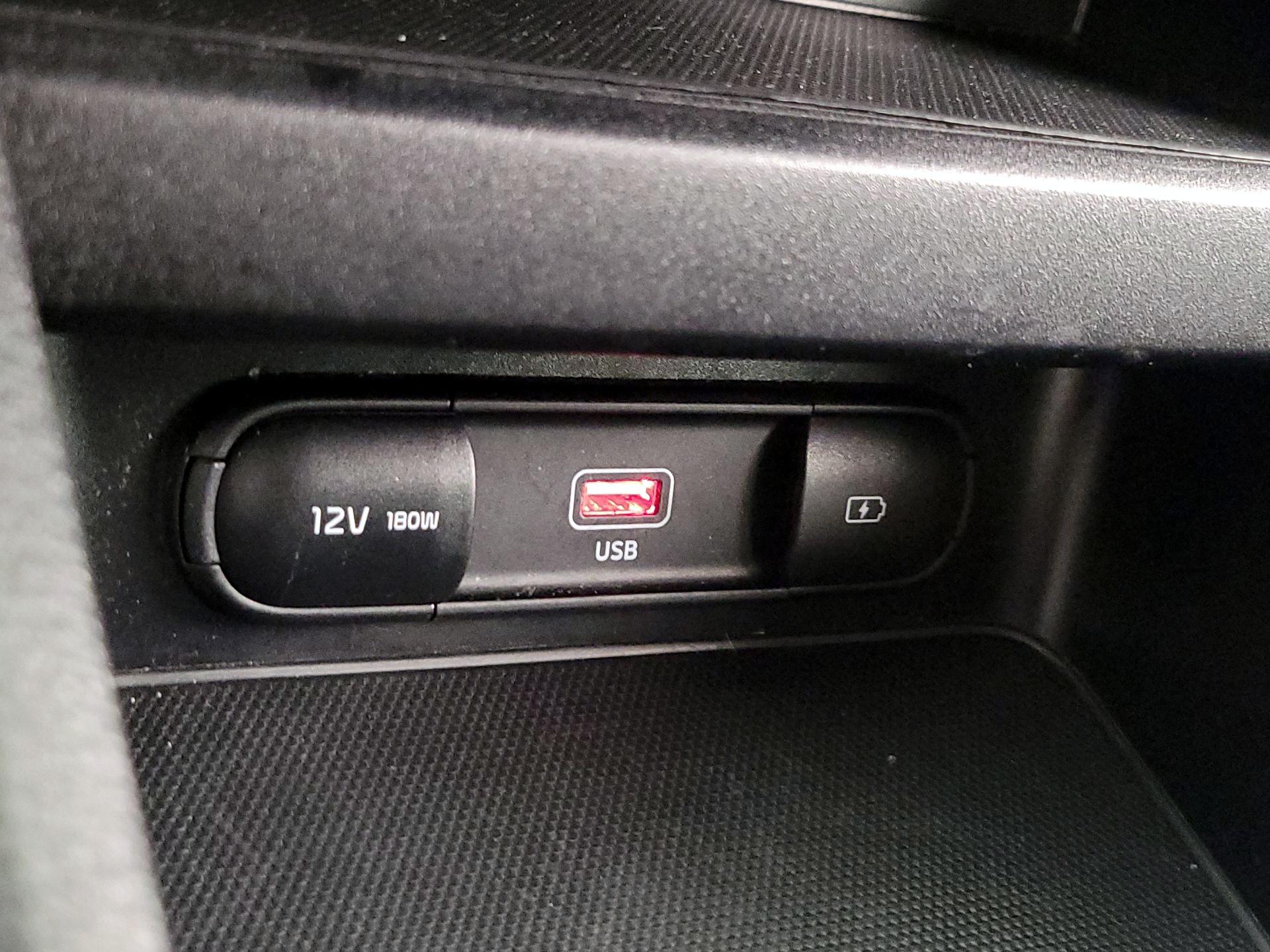 Thumbnail: 2024 Kia Forte - 18