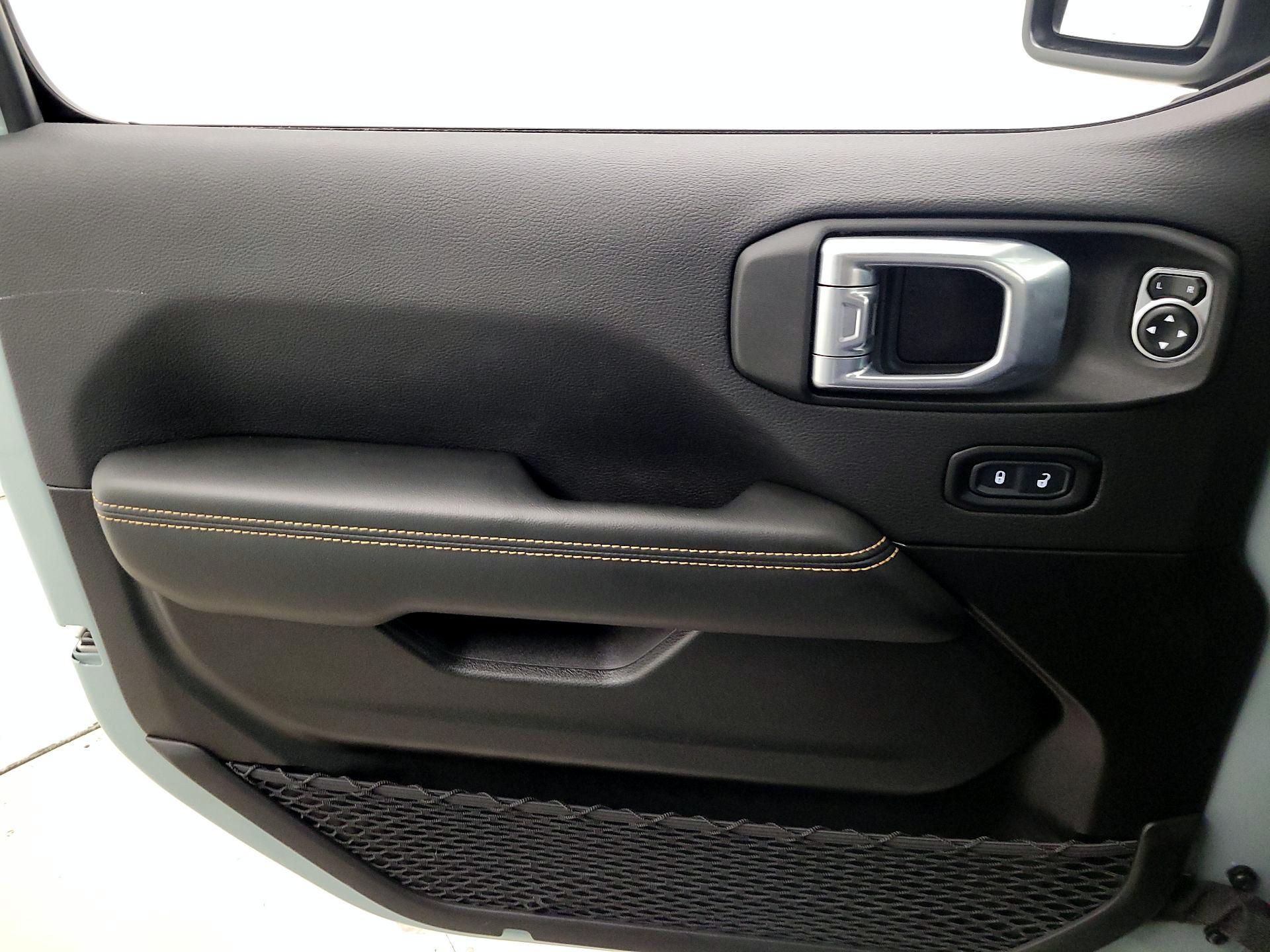 Thumbnail: 2024 Jeep Wrangler - 12