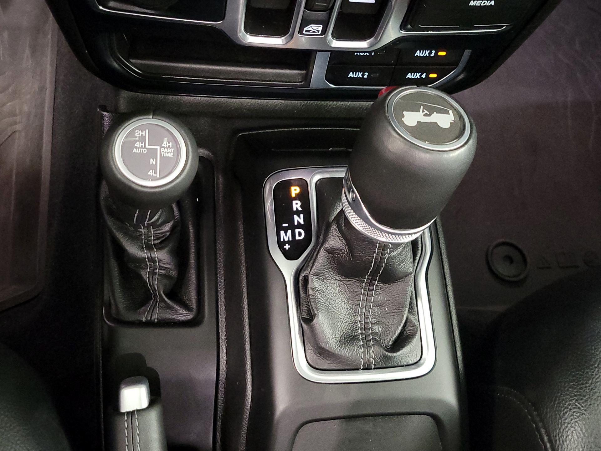 Thumbnail: 2024 Jeep Wrangler - 18