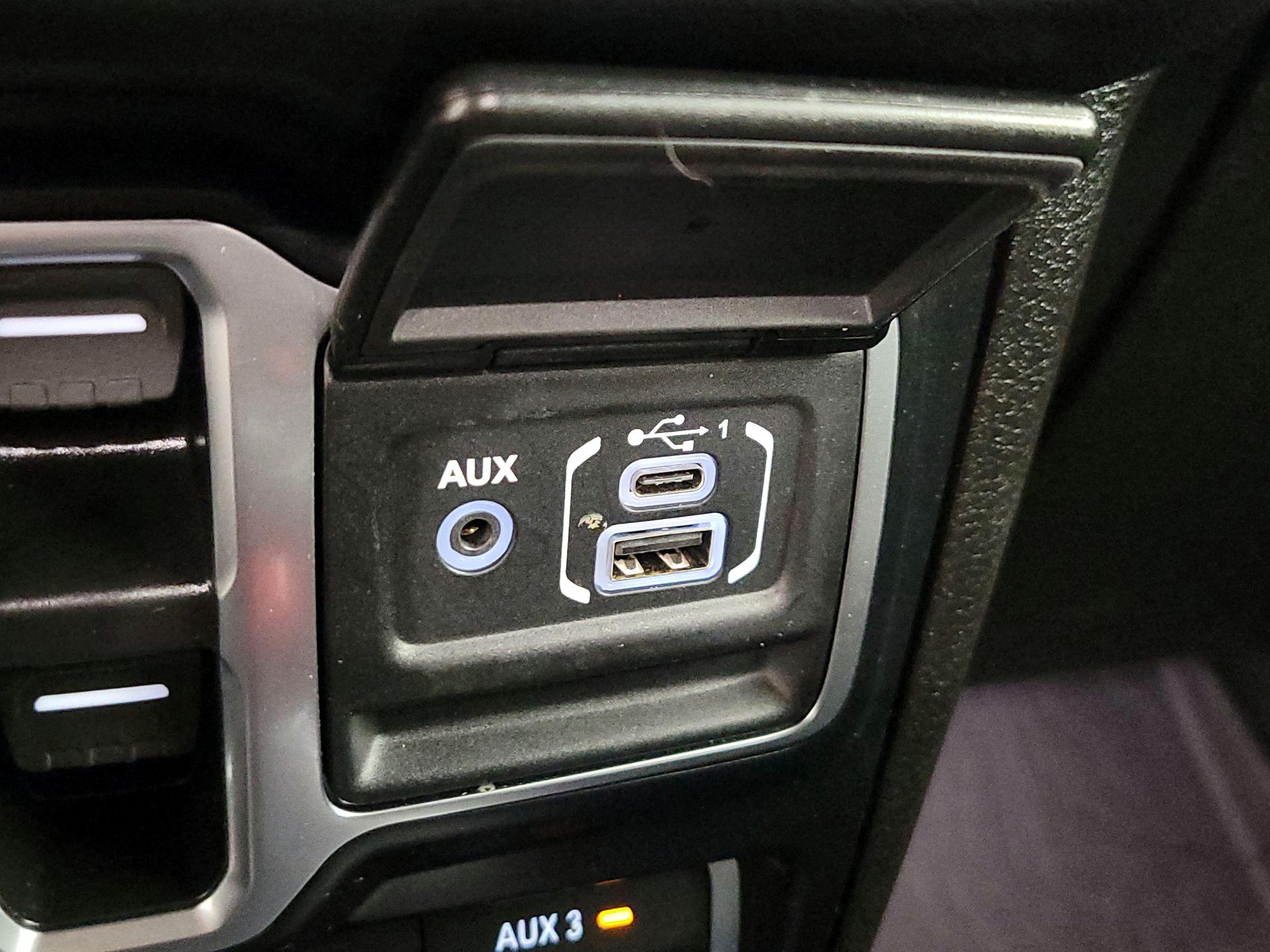 Thumbnail: 2024 Jeep Wrangler - 19