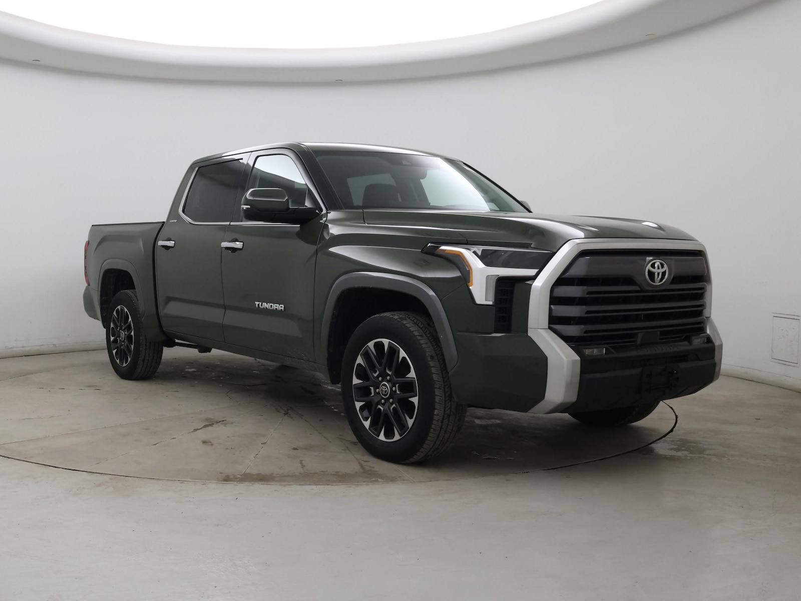 2023 Toyota Tundra Limited - Photo 2