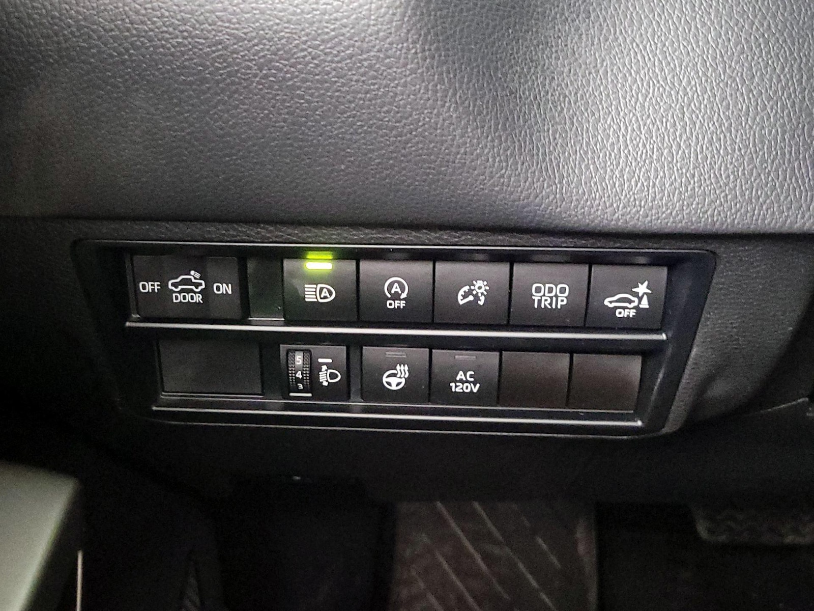 2023 Toyota Tundra Limited - Photo 14