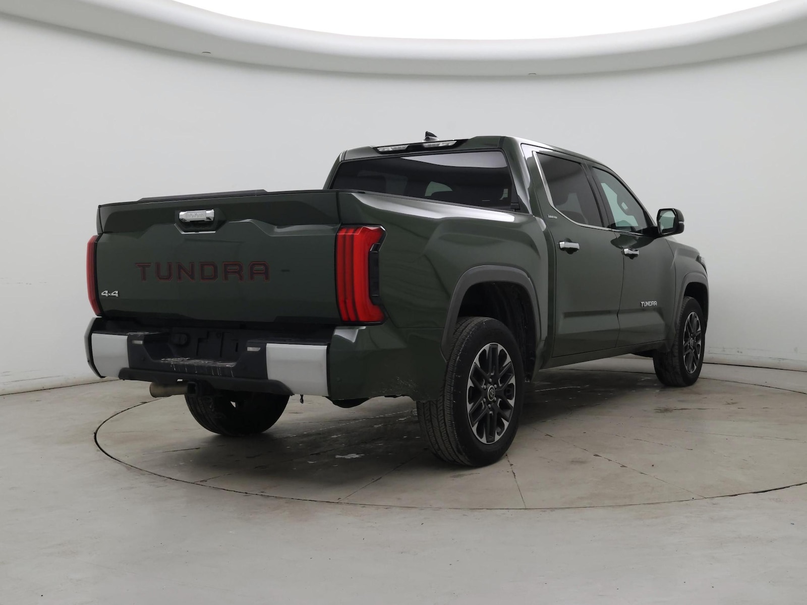 2023 Toyota Tundra Limited - Photo 9