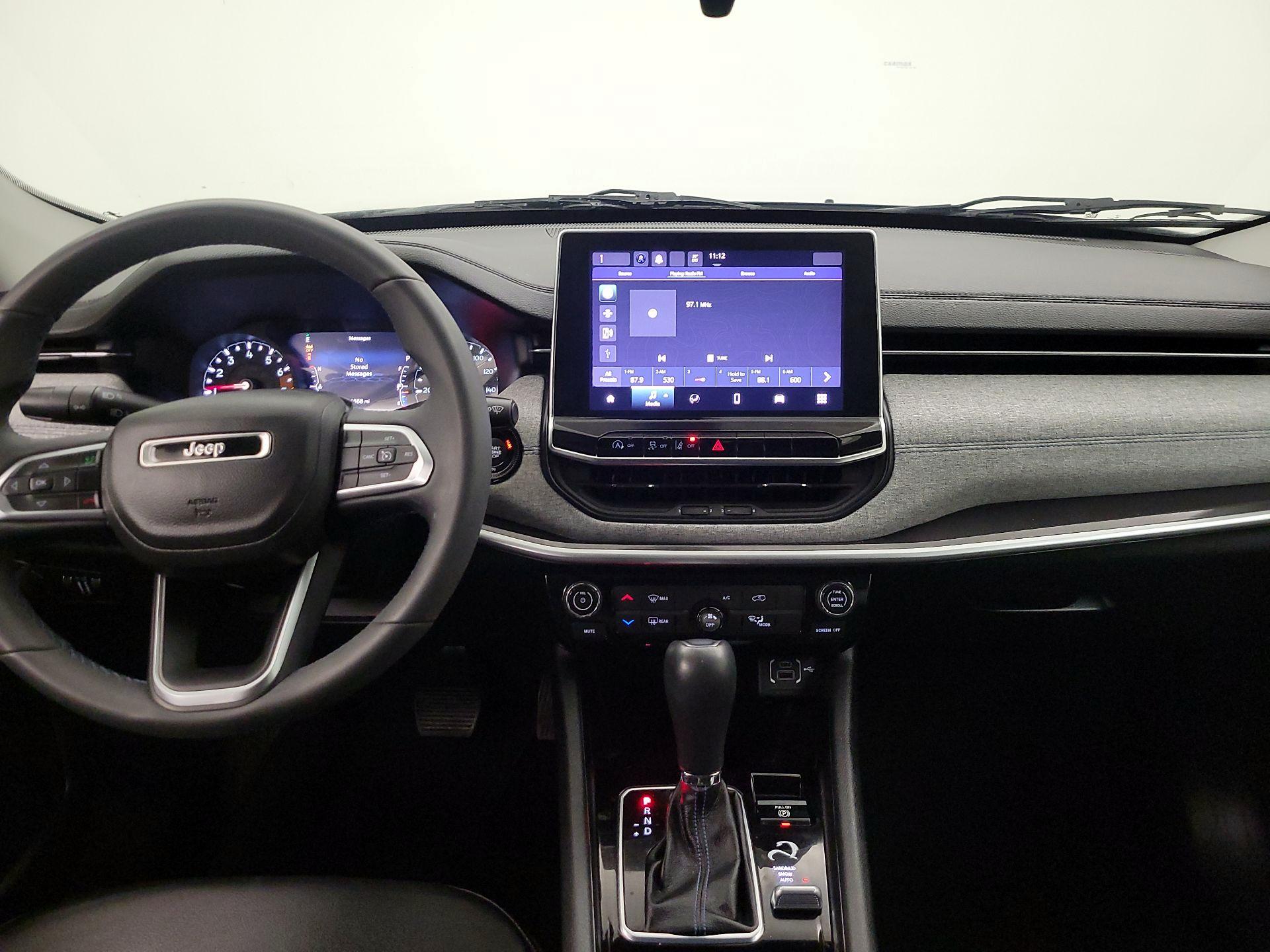 Thumbnail: 2022 Jeep Compass - 9