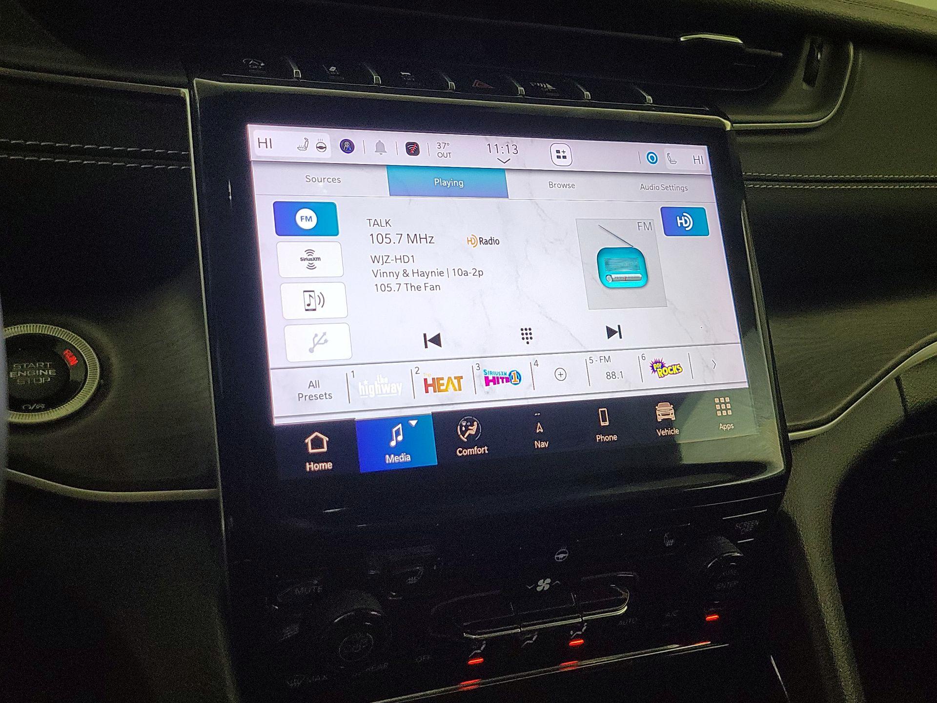 Thumbnail: 2023 Jeep Grand Cherokee - 16