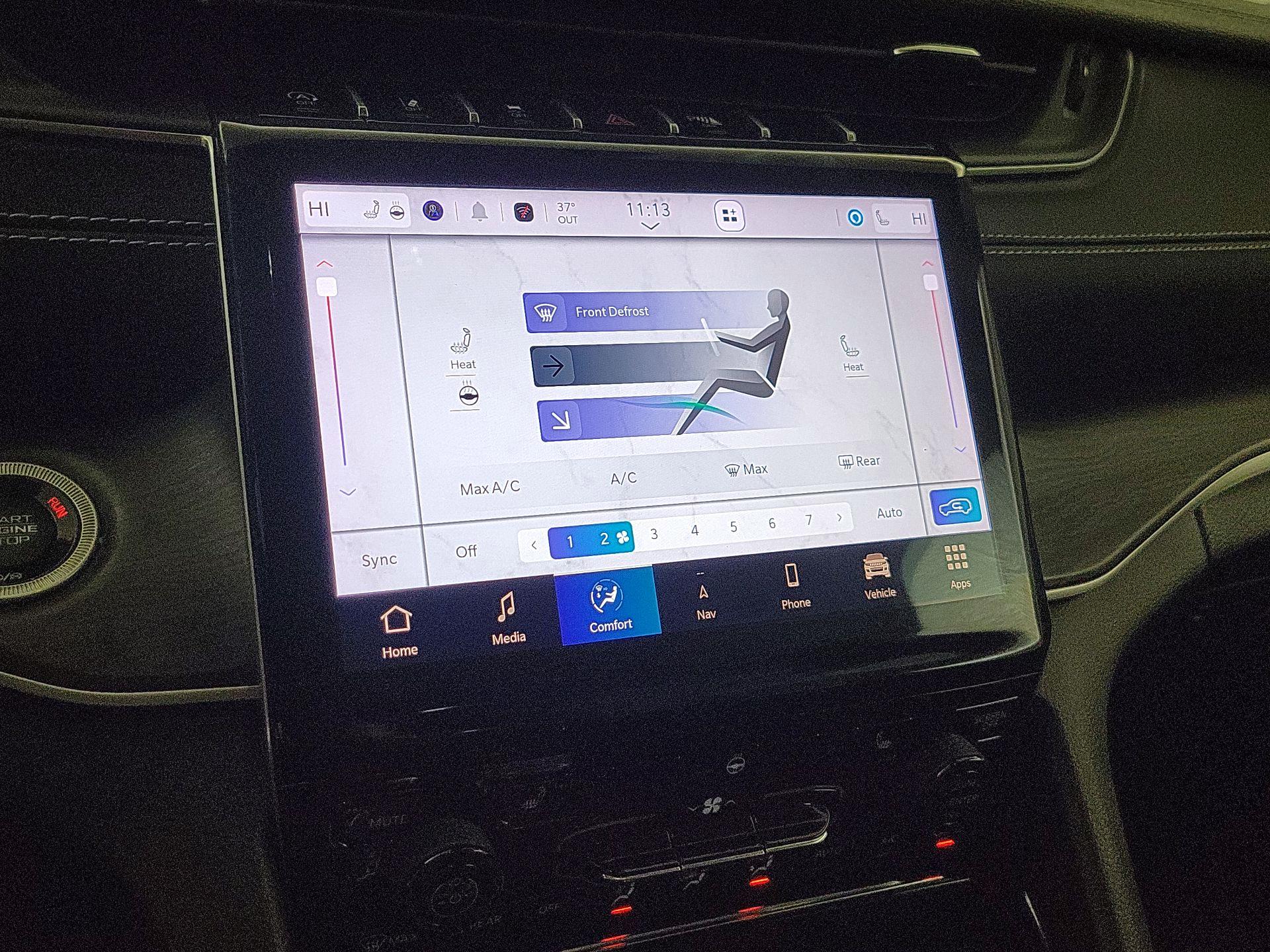 Thumbnail: 2023 Jeep Grand Cherokee - 17