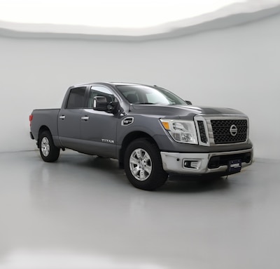 2017 Nissan Titan SV