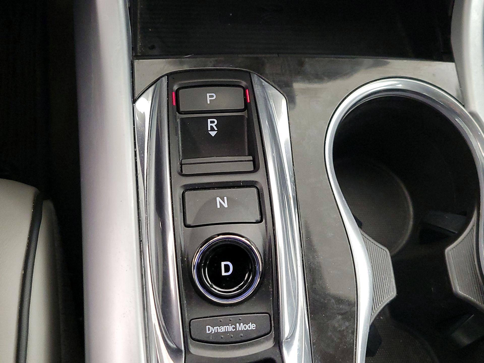 Thumbnail: 2018 Acura TLX - 18