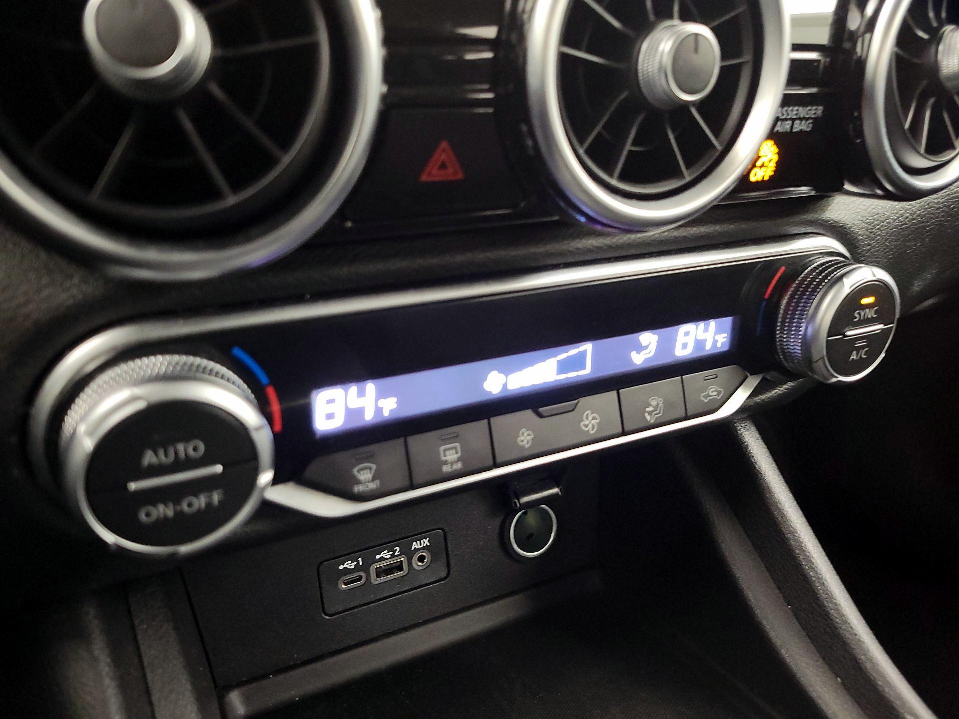 Thumbnail: 2020 Nissan Sentra - 16