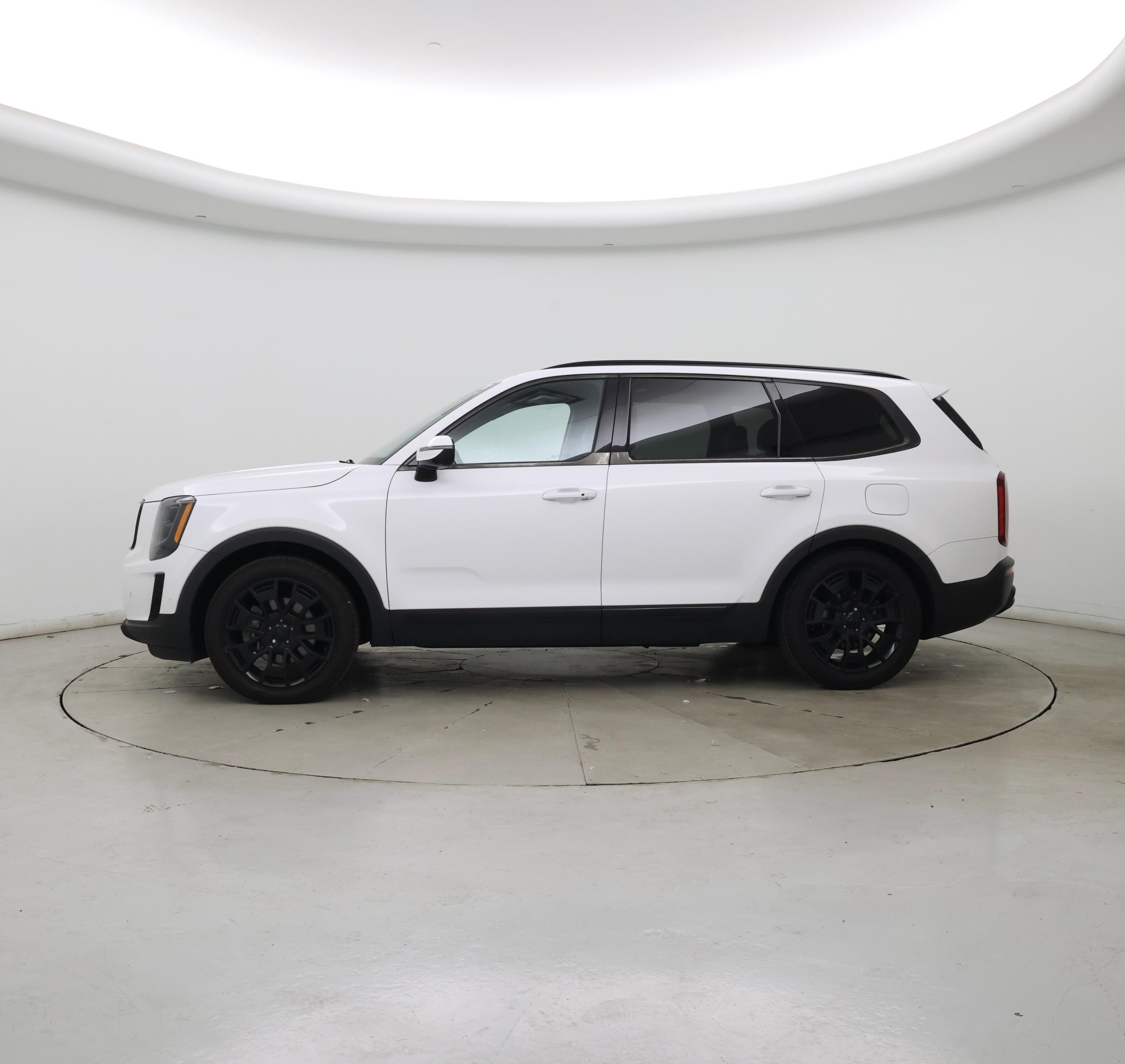 Thumbnail: 2021 Kia Telluride - 3