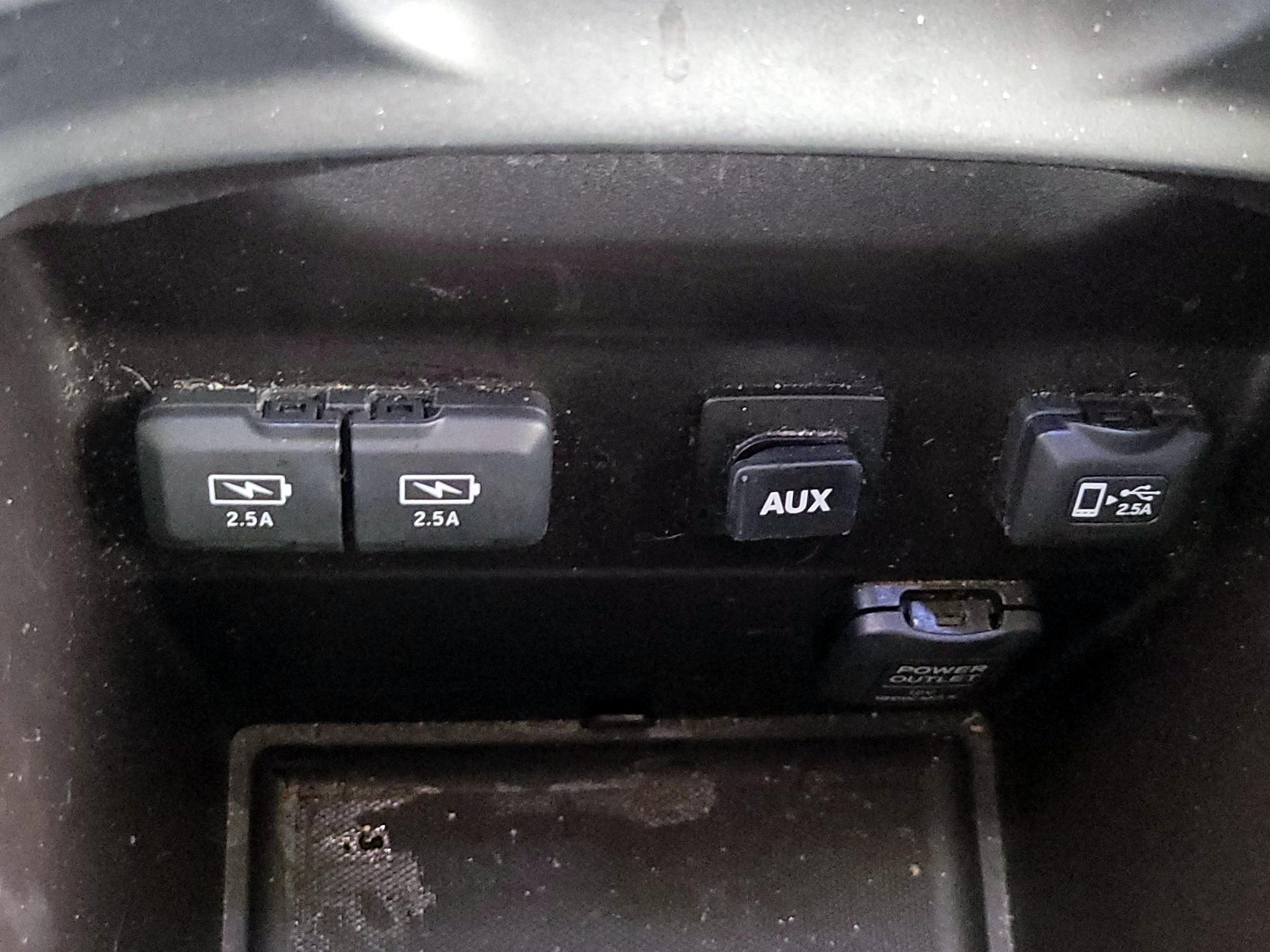 Thumbnail: 2019 Acura MDX - 19