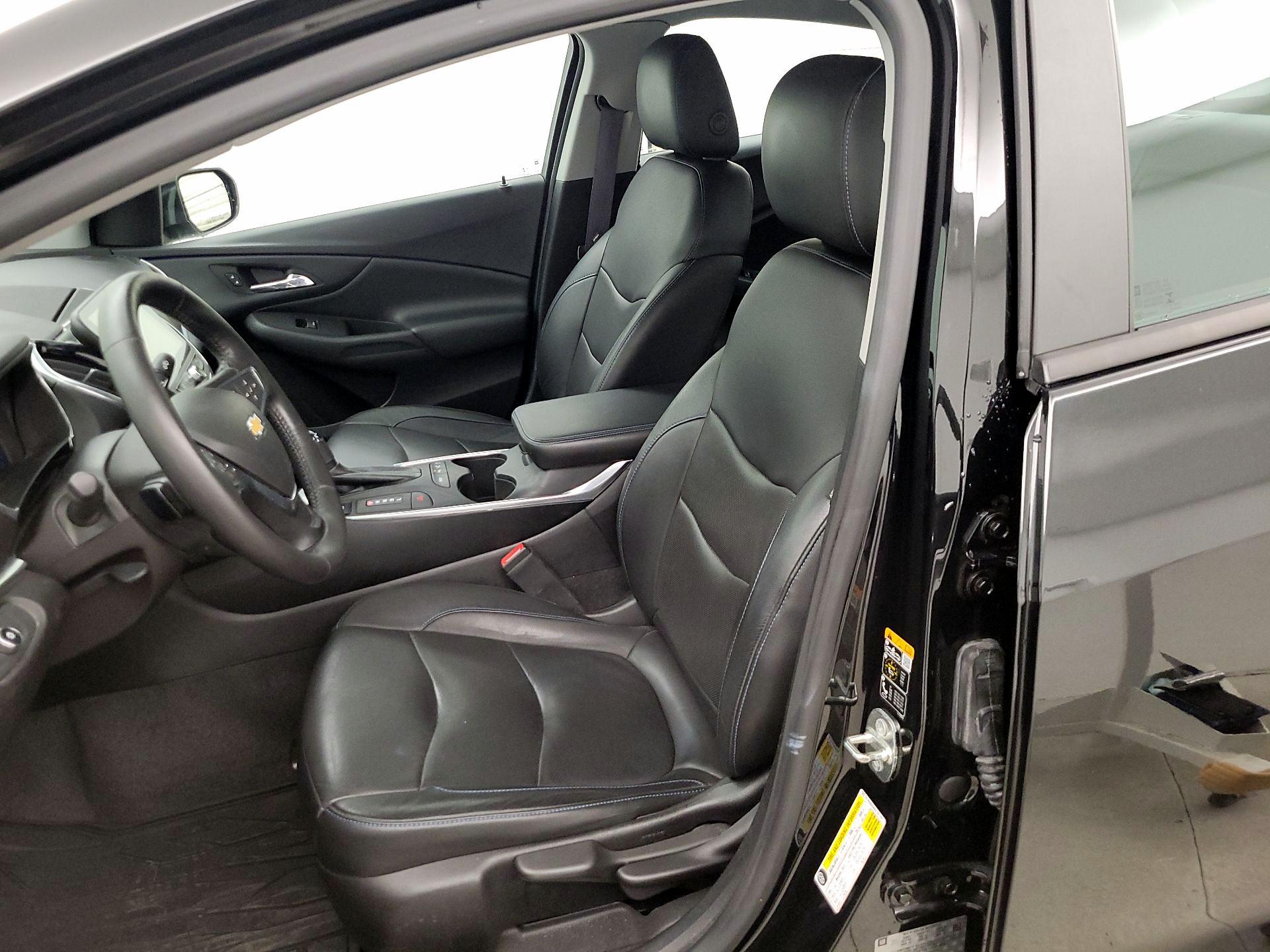 Thumbnail: 2017 Chevrolet Volt - 11