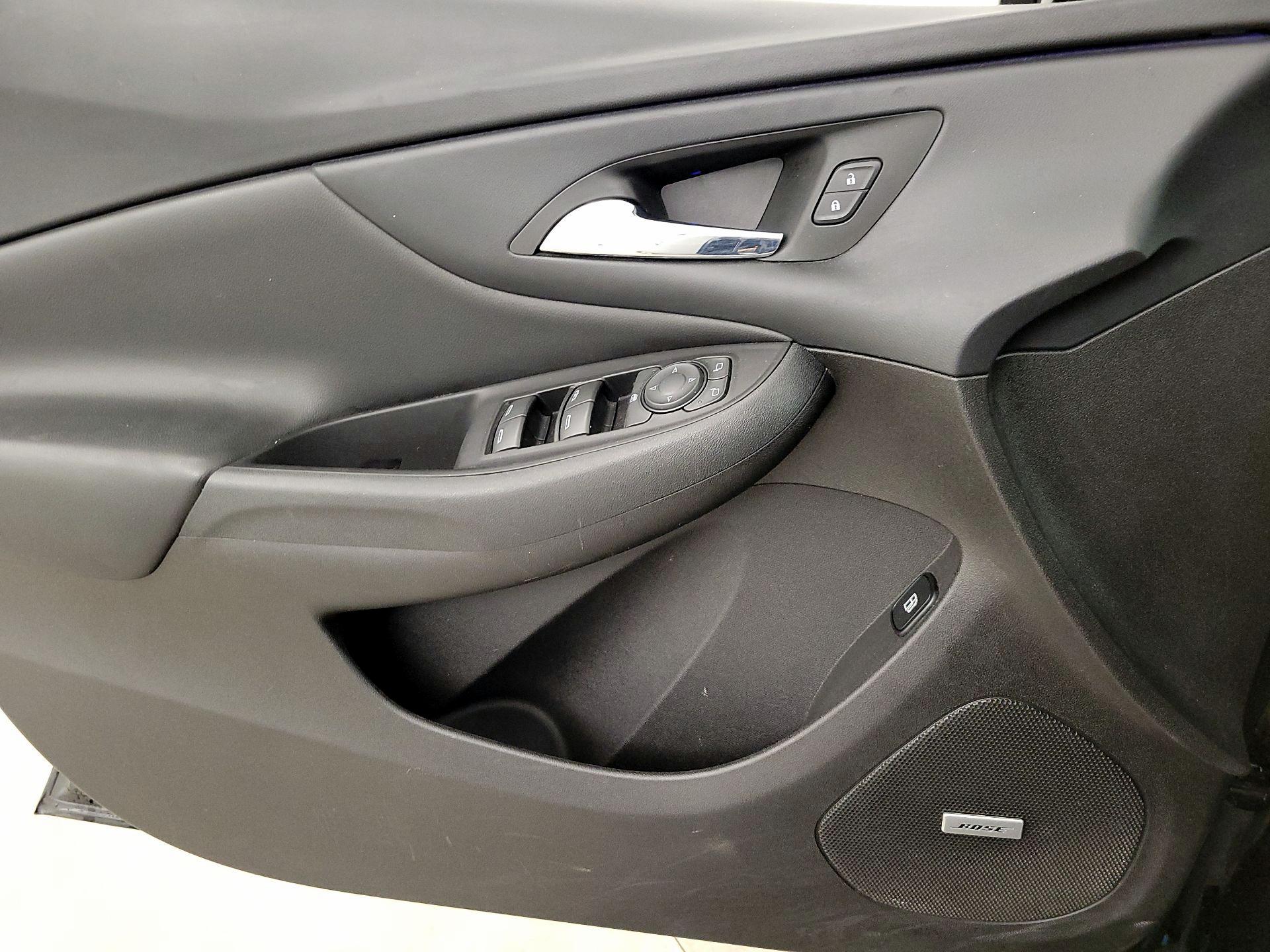 Thumbnail: 2017 Chevrolet Volt - 12