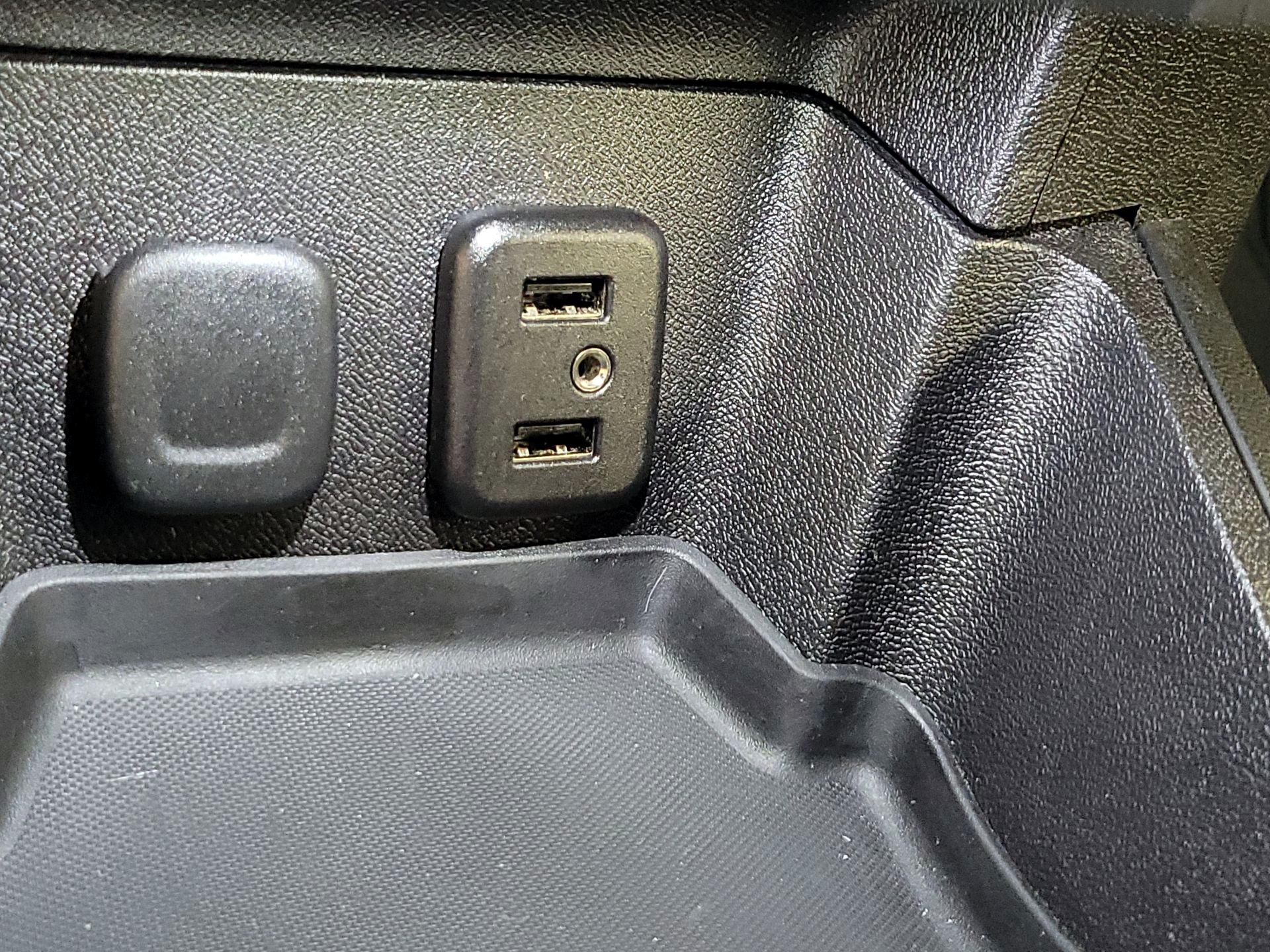 Thumbnail: 2017 Chevrolet Volt - 19