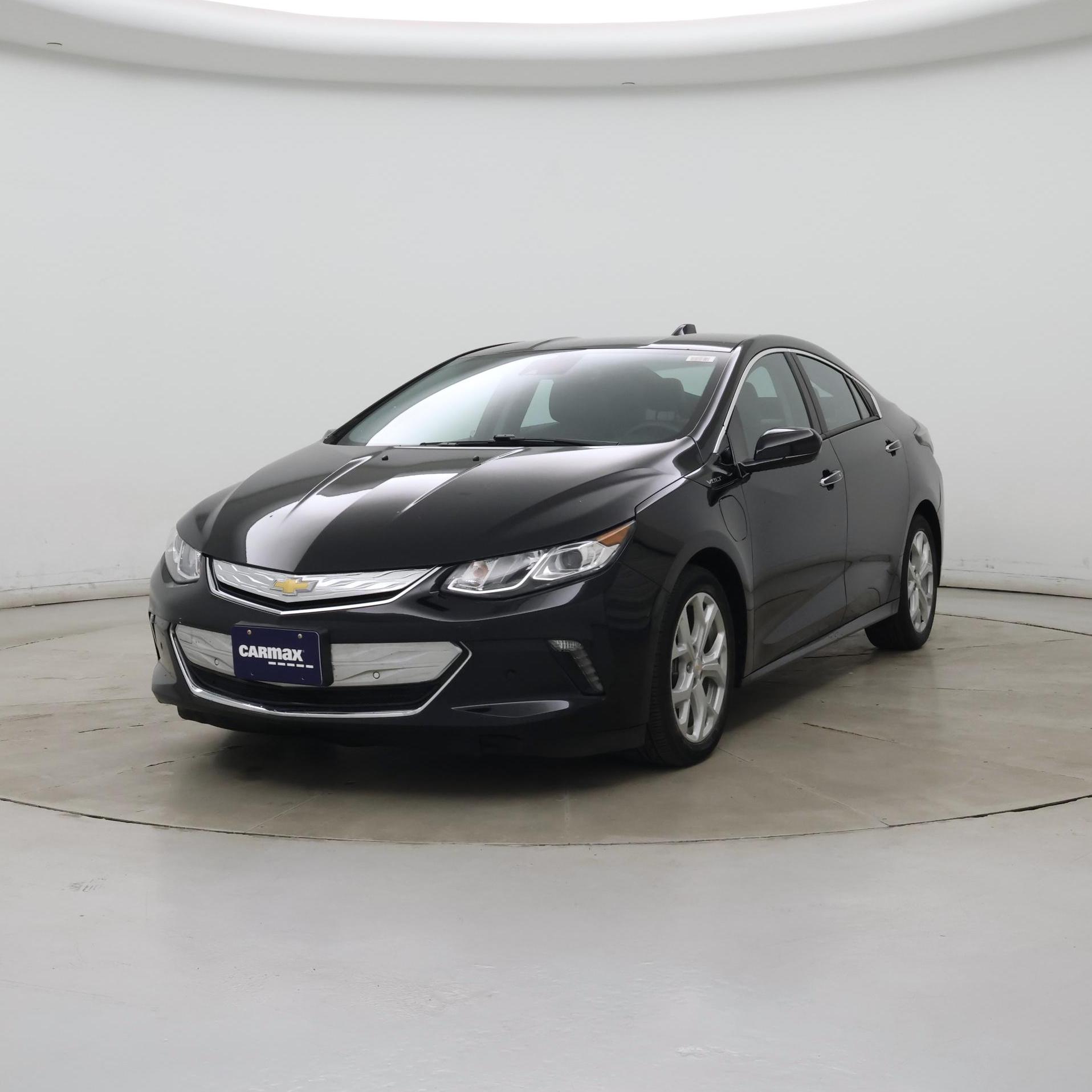 Thumbnail: 2017 Chevrolet Volt - 4