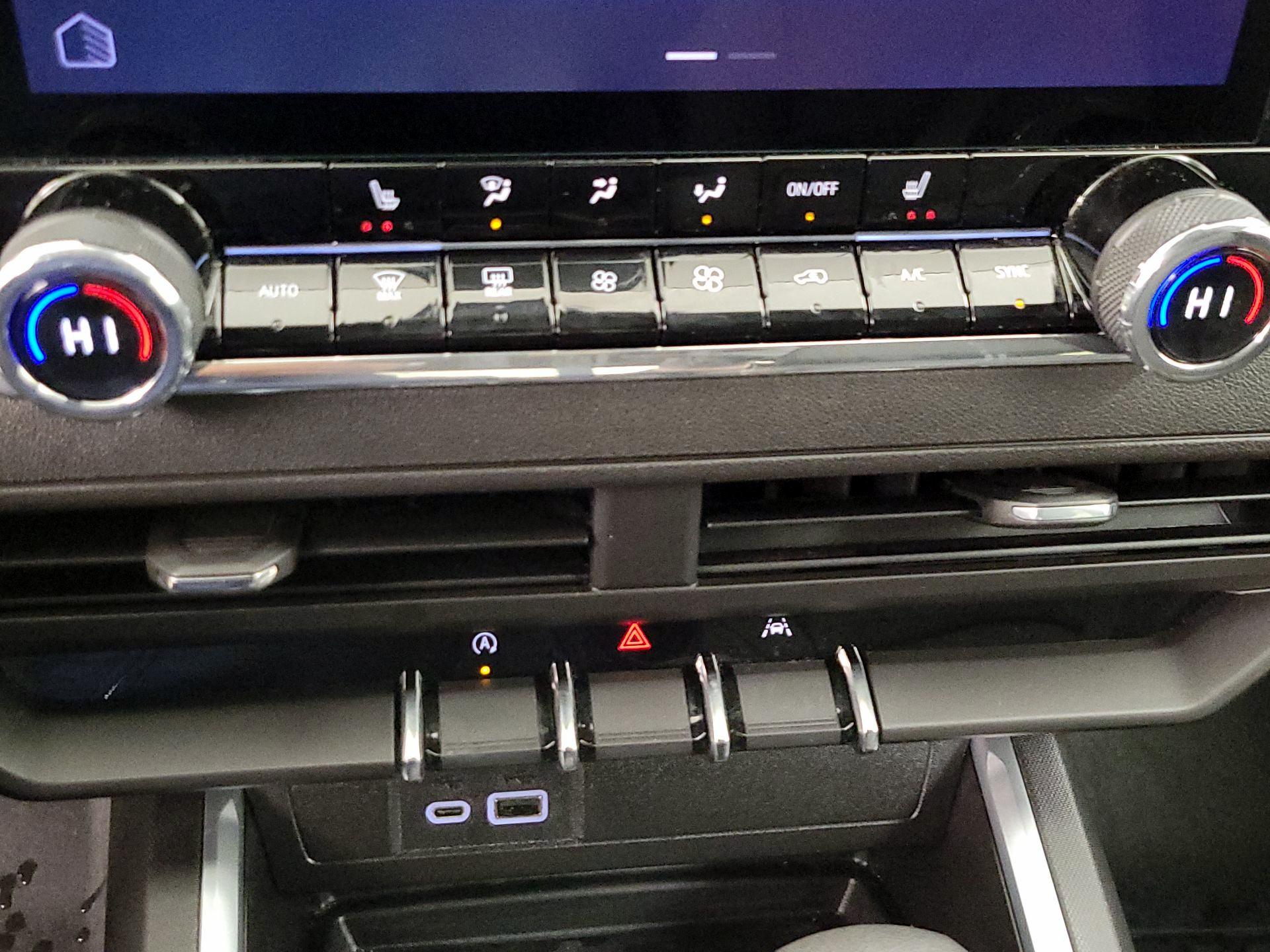 Thumbnail: 2025 Chevrolet Colorado - 17