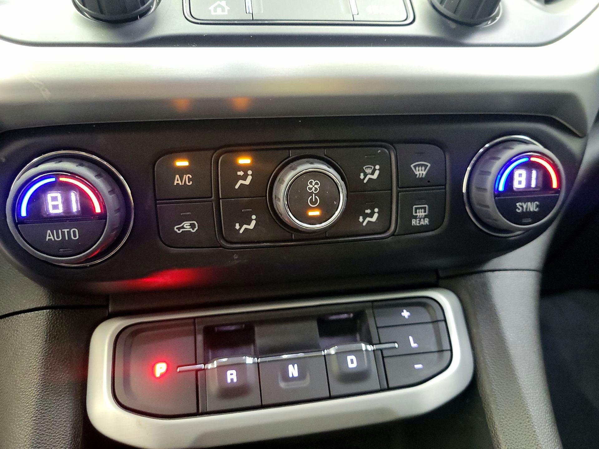 Thumbnail: 2023 GMC Acadia - 14