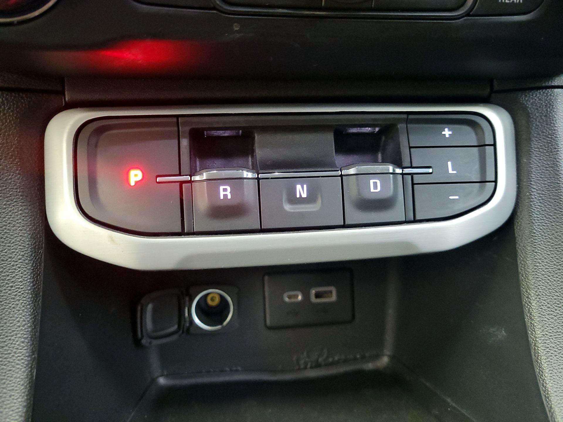 Thumbnail: 2023 GMC Acadia - 15