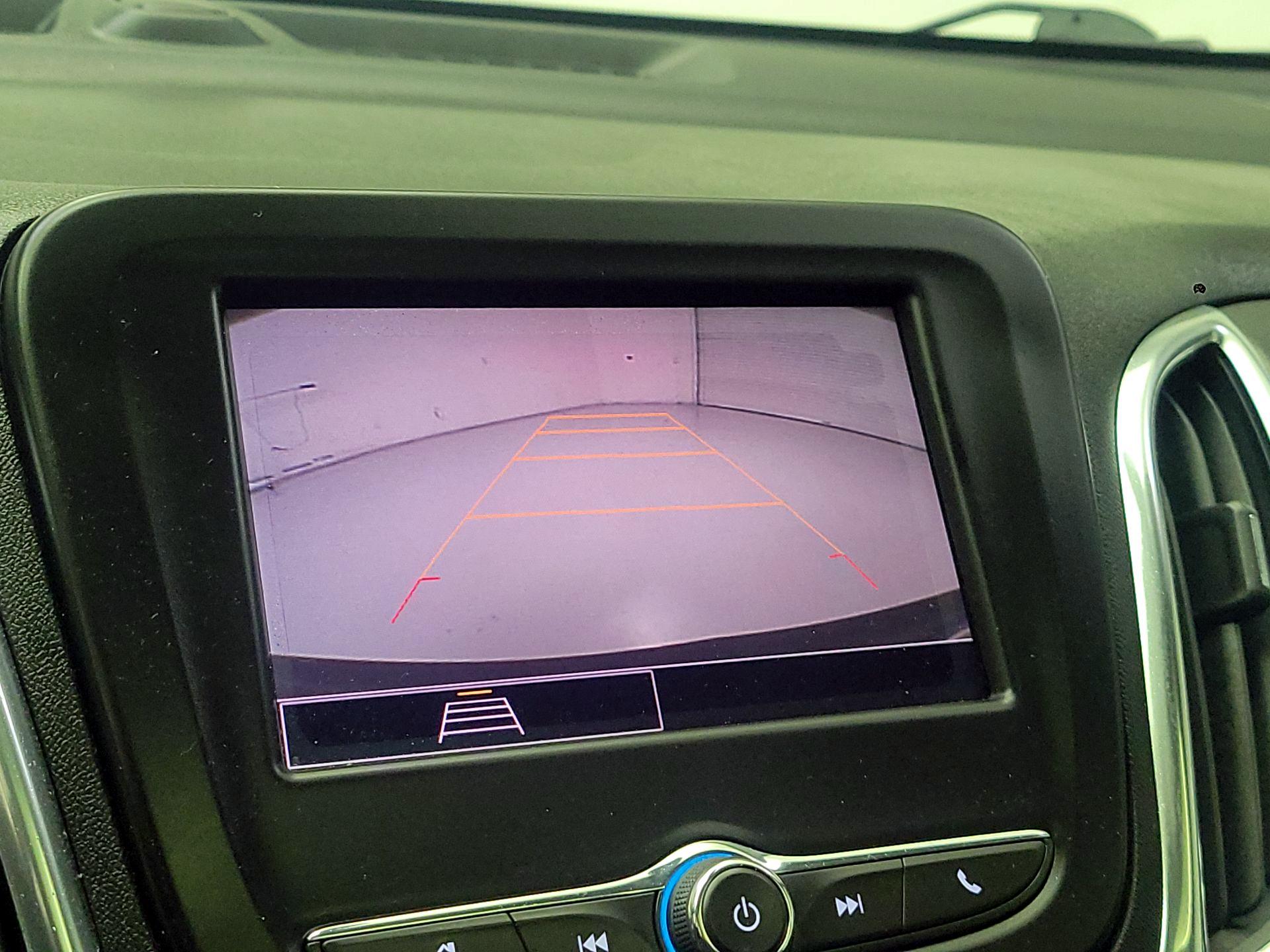 Thumbnail: 2022 Chevrolet Equinox - 12