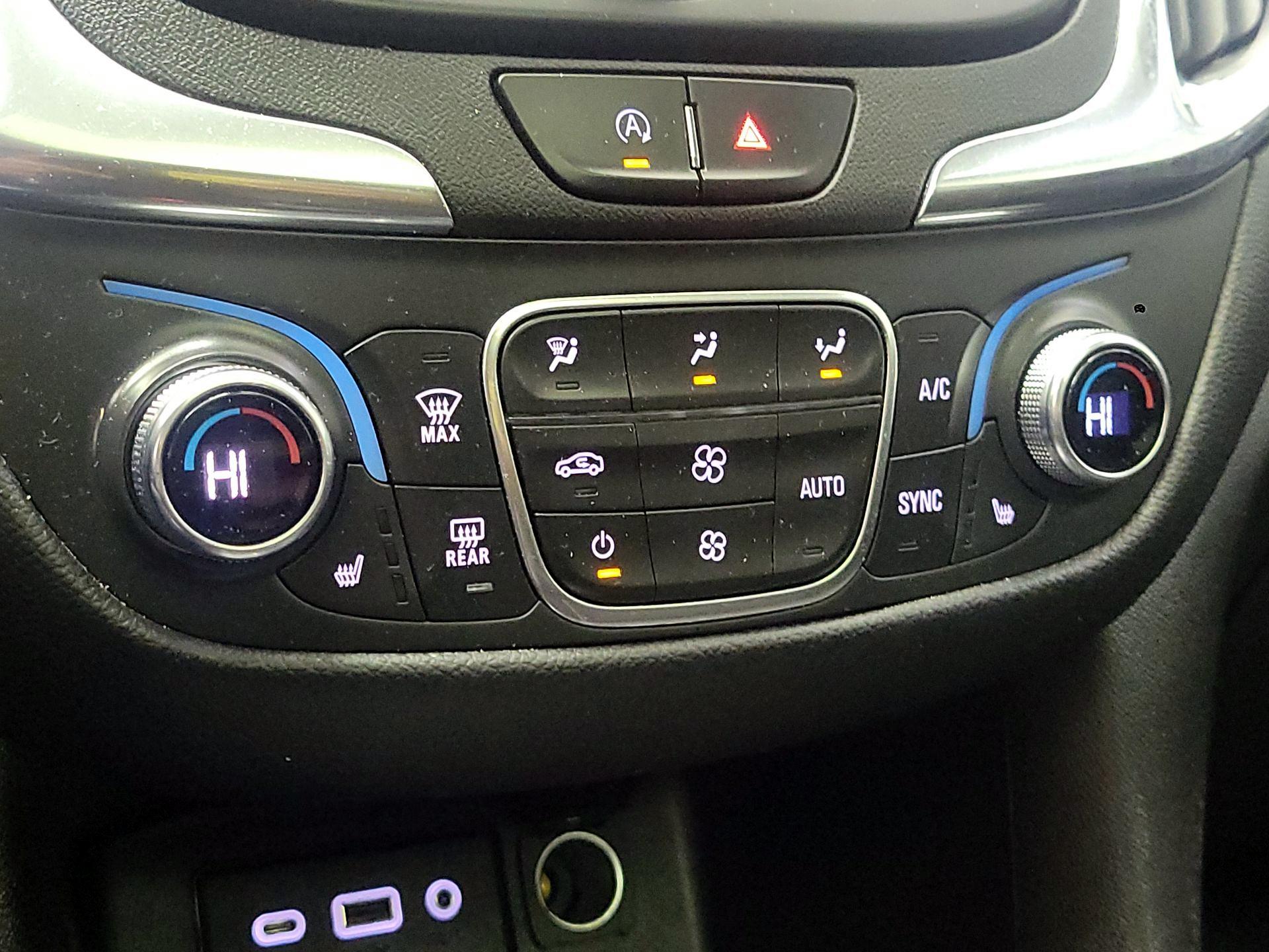 Thumbnail: 2022 Chevrolet Equinox - 14