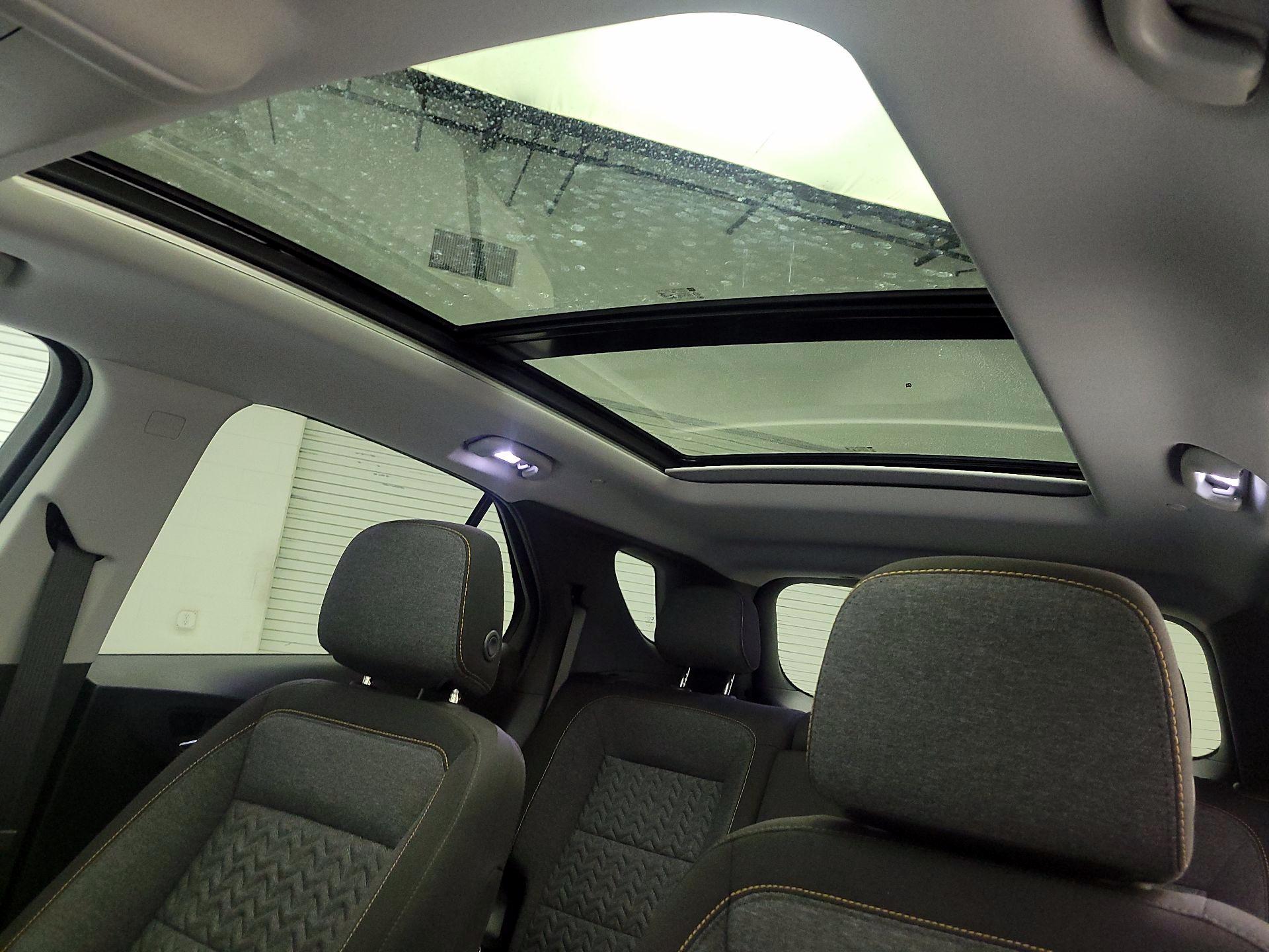 Thumbnail: 2022 Chevrolet Equinox - 17