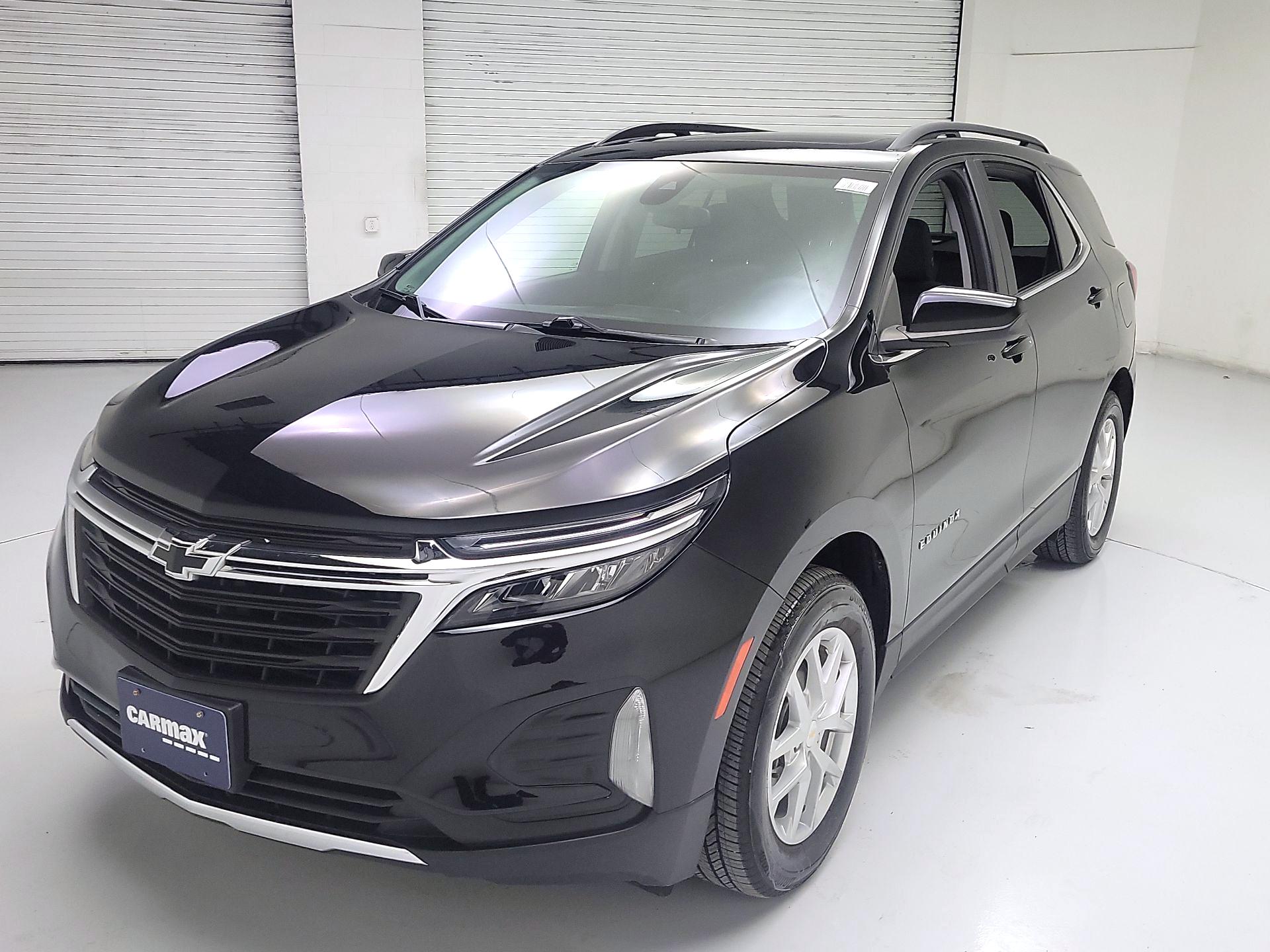 Thumbnail: 2022 Chevrolet Equinox - 3