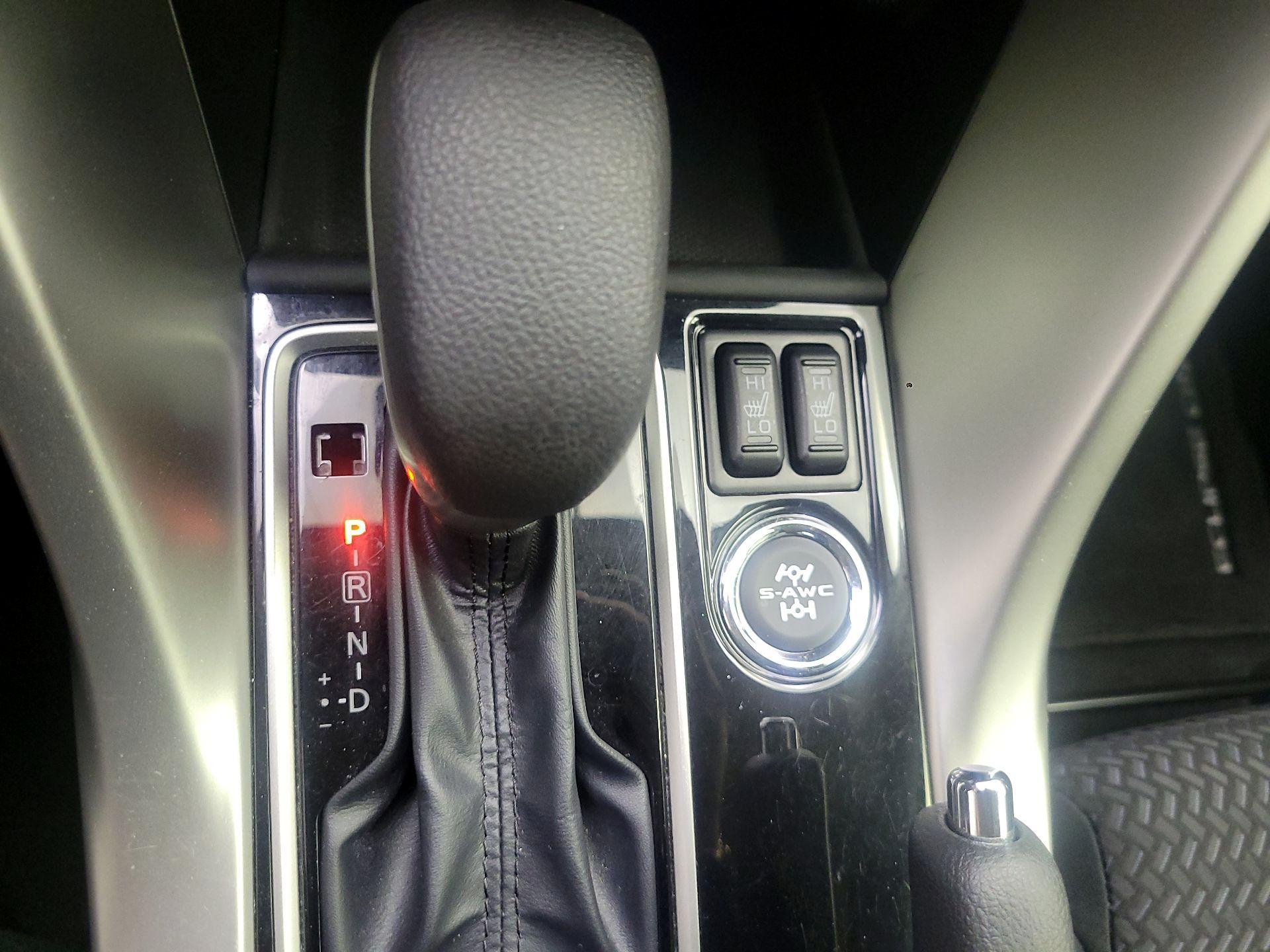 Thumbnail: 2023 Mitsubishi Eclipse Cross - 15