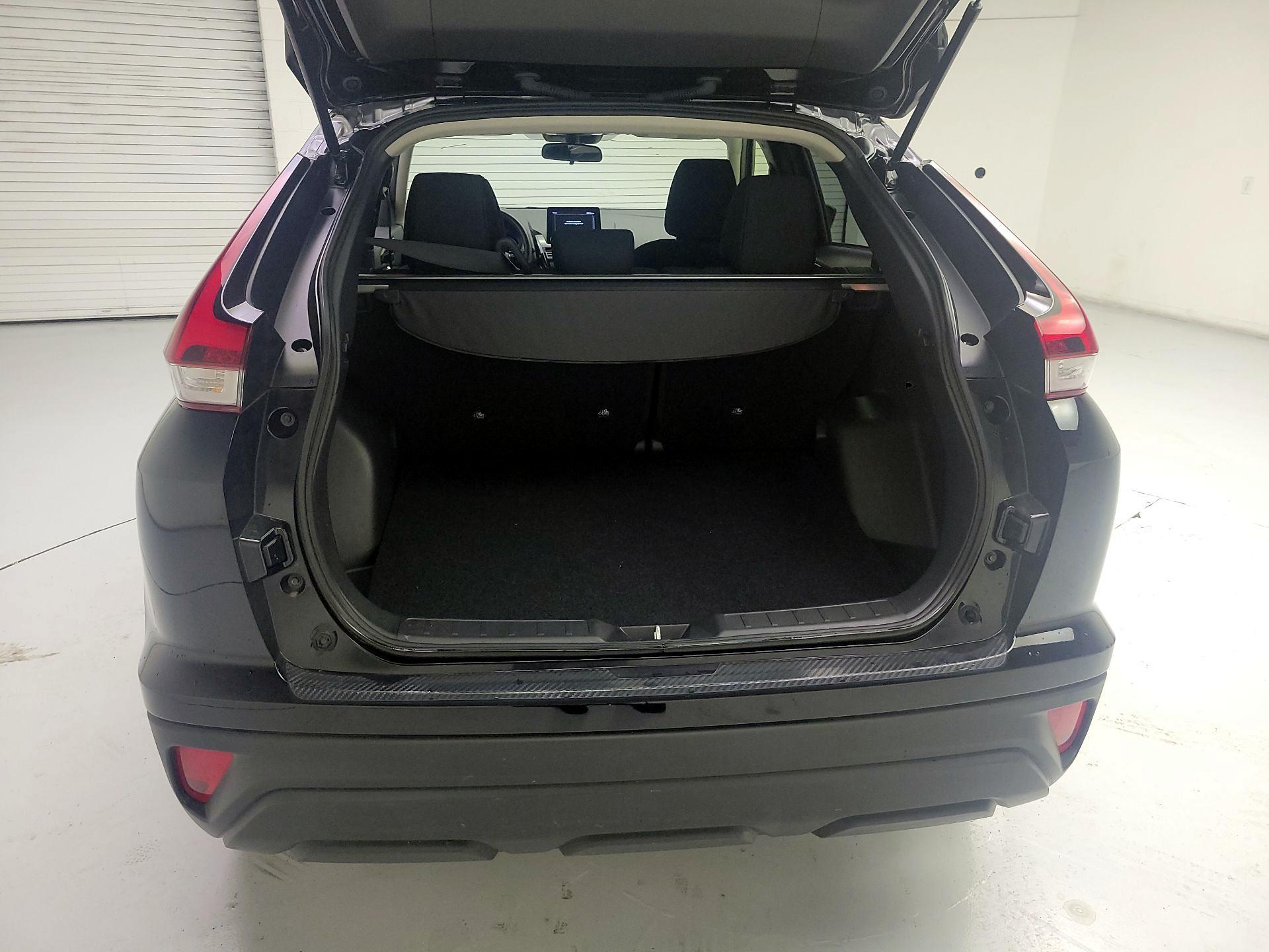 Thumbnail: 2023 Mitsubishi Eclipse Cross - 18