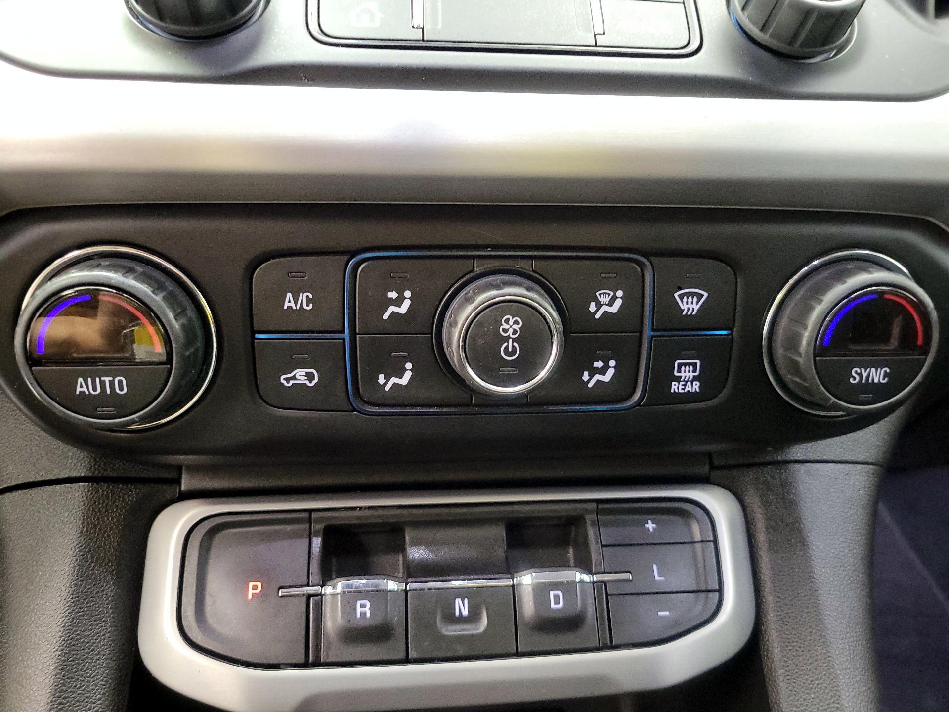 Thumbnail: 2023 GMC Acadia - 15
