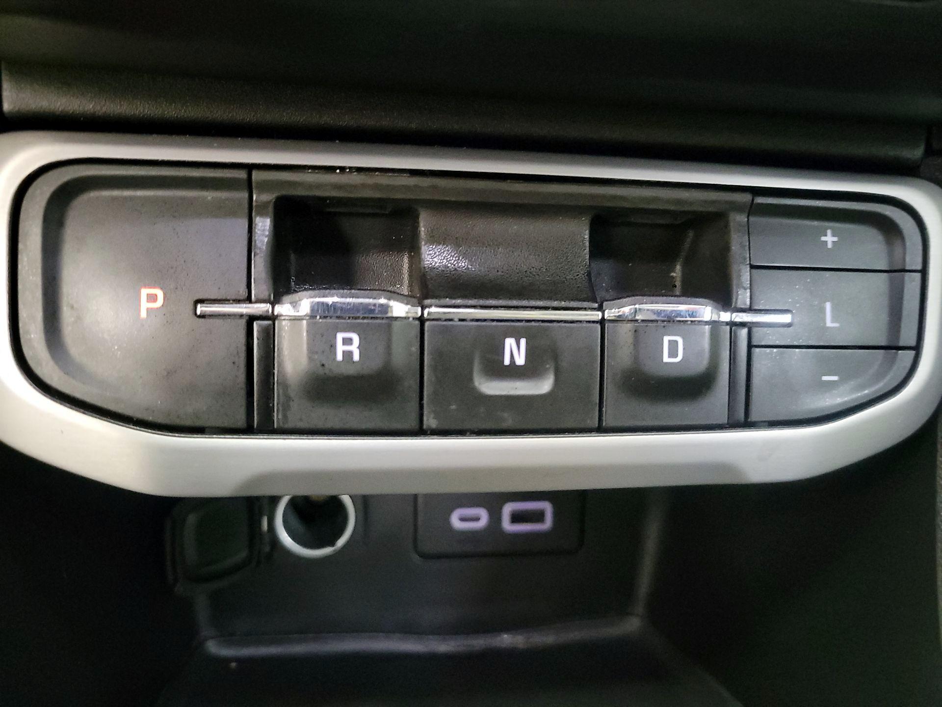 Thumbnail: 2023 GMC Acadia - 16