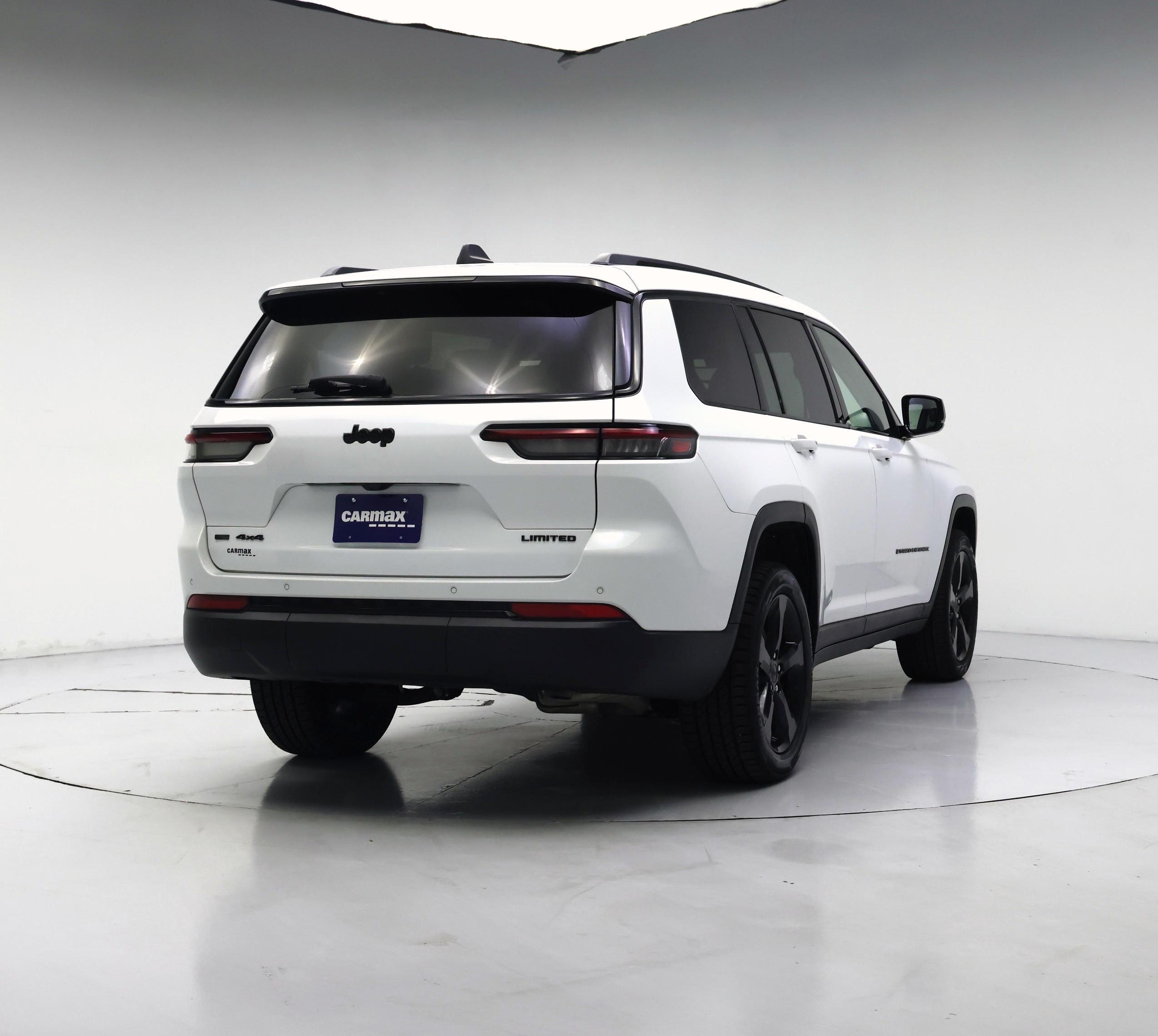 Thumbnail: 2023 Jeep Grand Cherokee L - 8