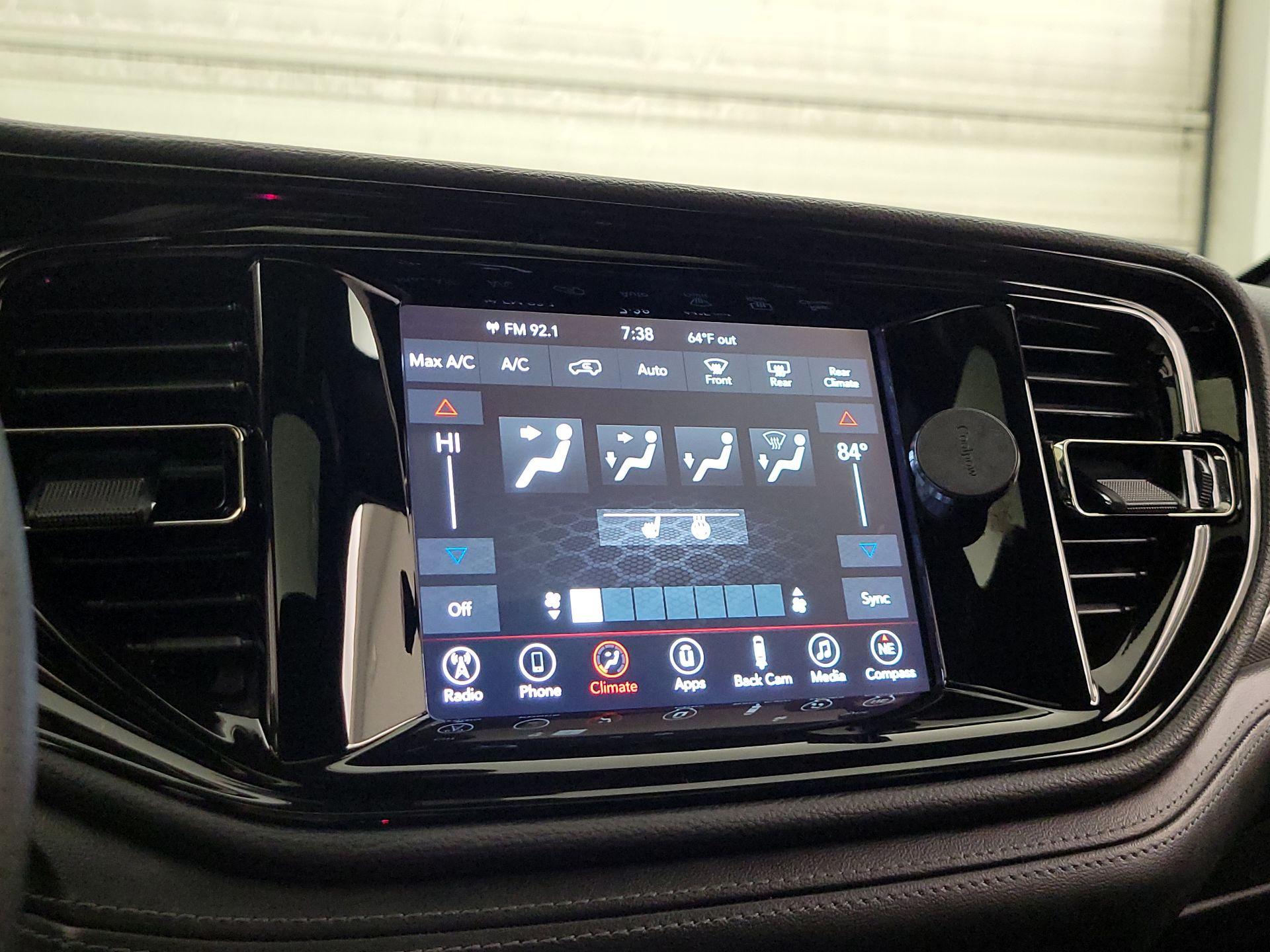 Thumbnail: 2022 Dodge Durango - 16