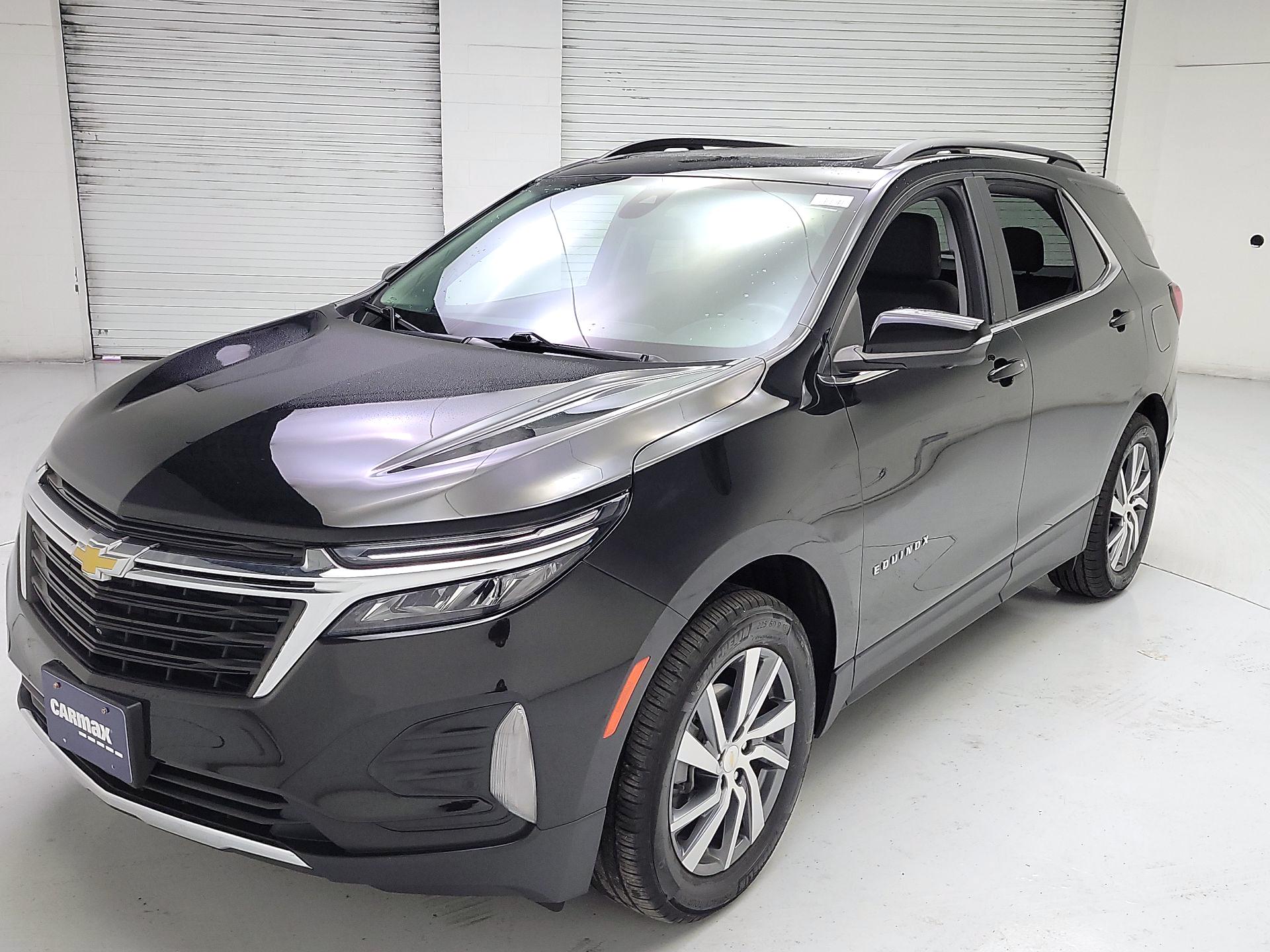 Thumbnail: 2022 Chevrolet Equinox - 3