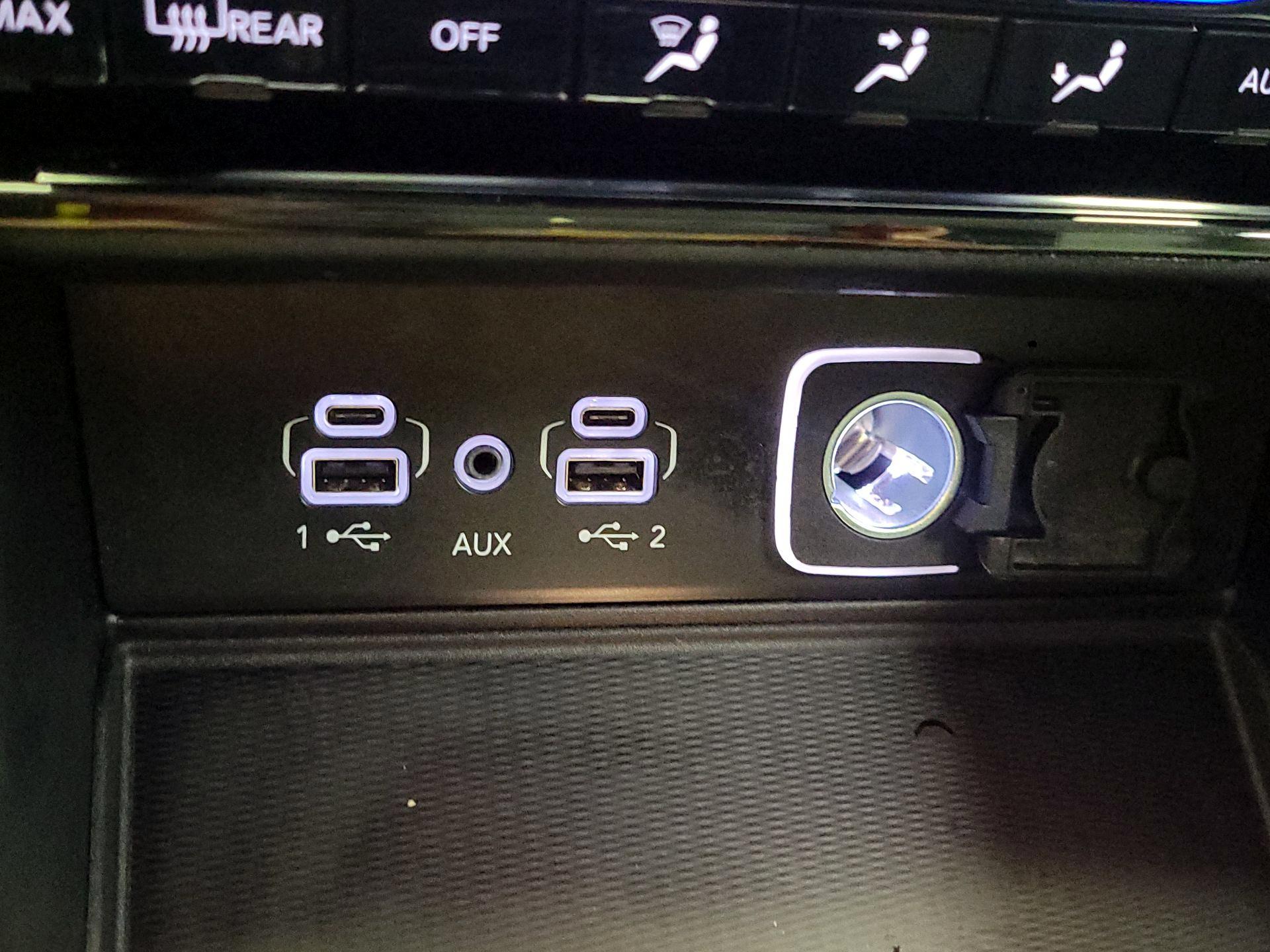 Thumbnail: 2023 Jeep Grand Cherokee L - 17