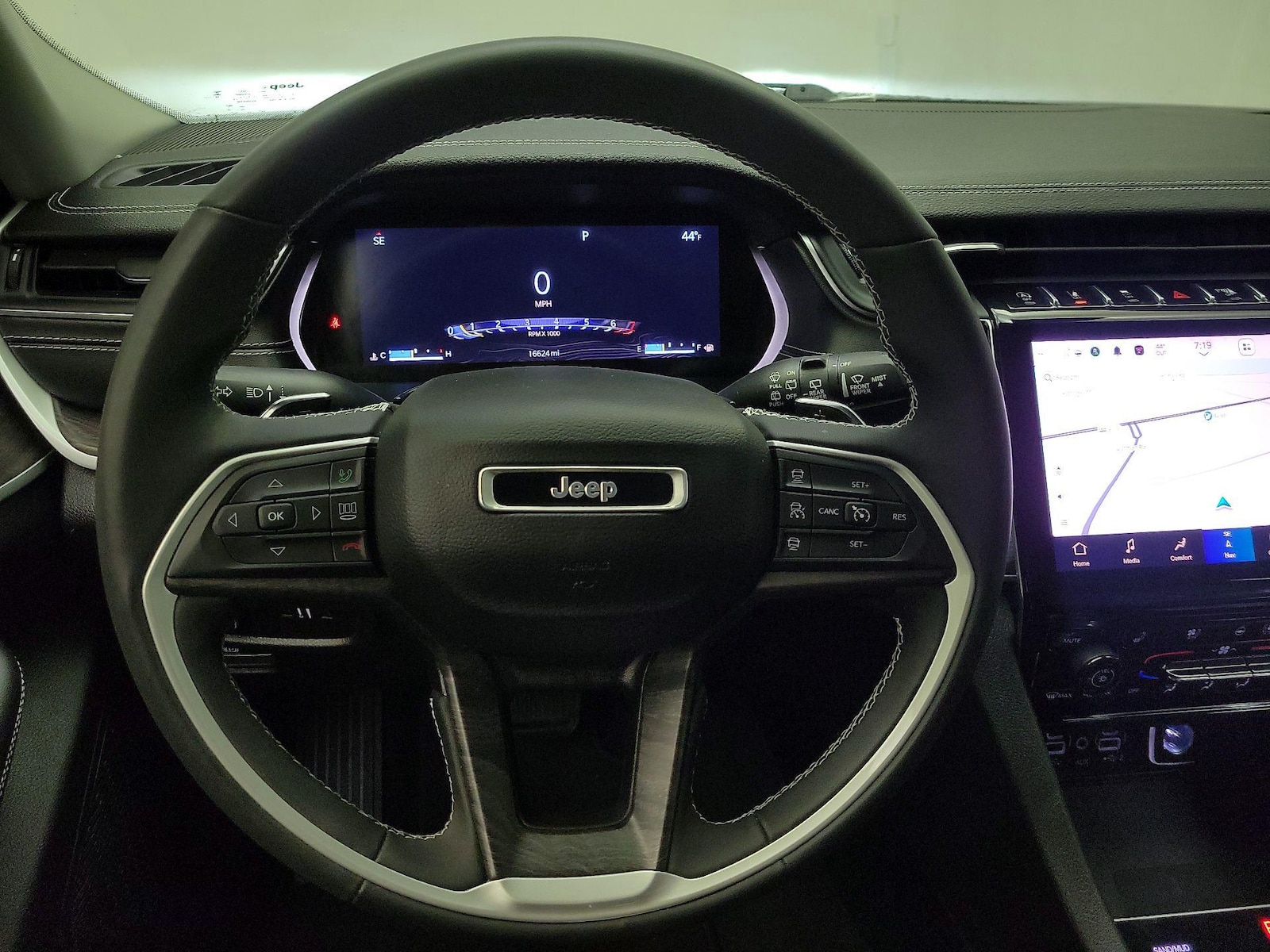 2023 Jeep Grand Cherokee L Limited - Photo 9