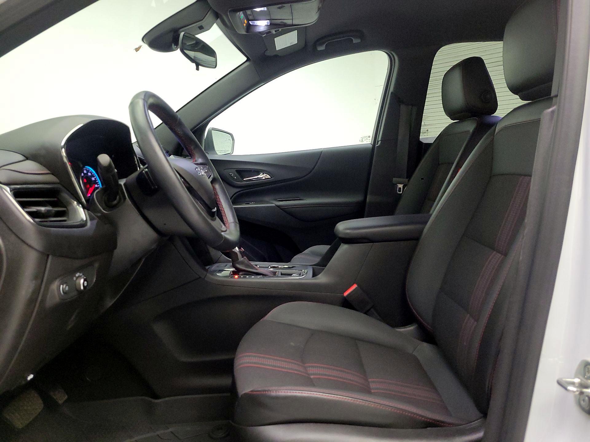 Thumbnail: 2023 Chevrolet Equinox - 9