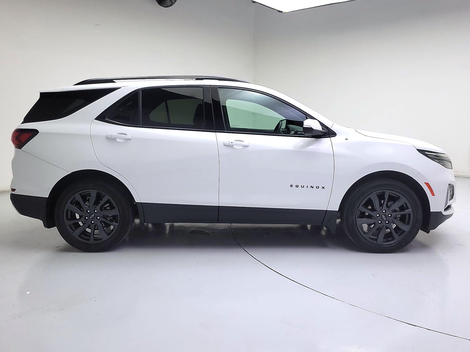 Thumbnail: 2023 Chevrolet Equinox - 4