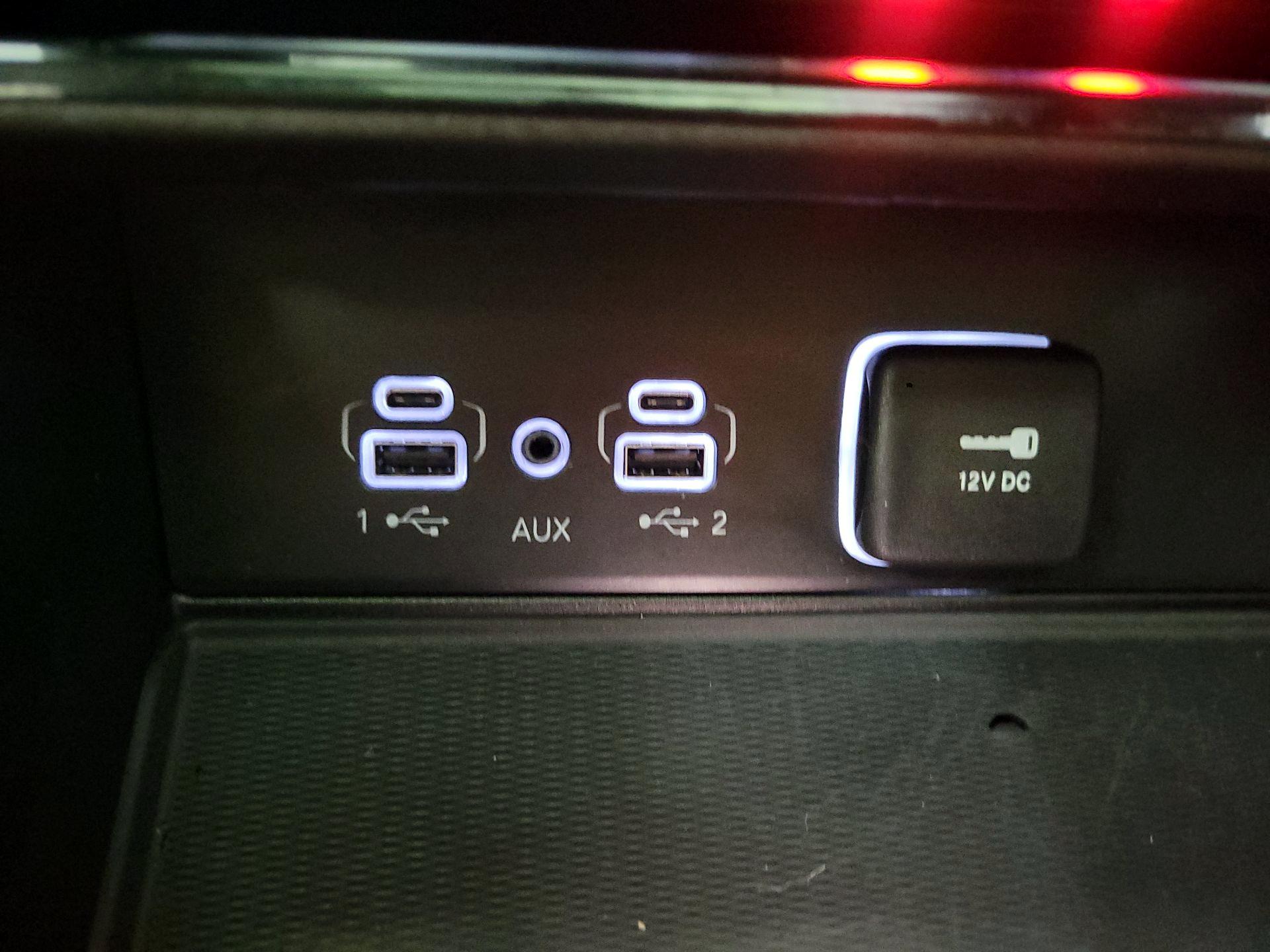 Thumbnail: 2023 Jeep Grand Cherokee L - 16