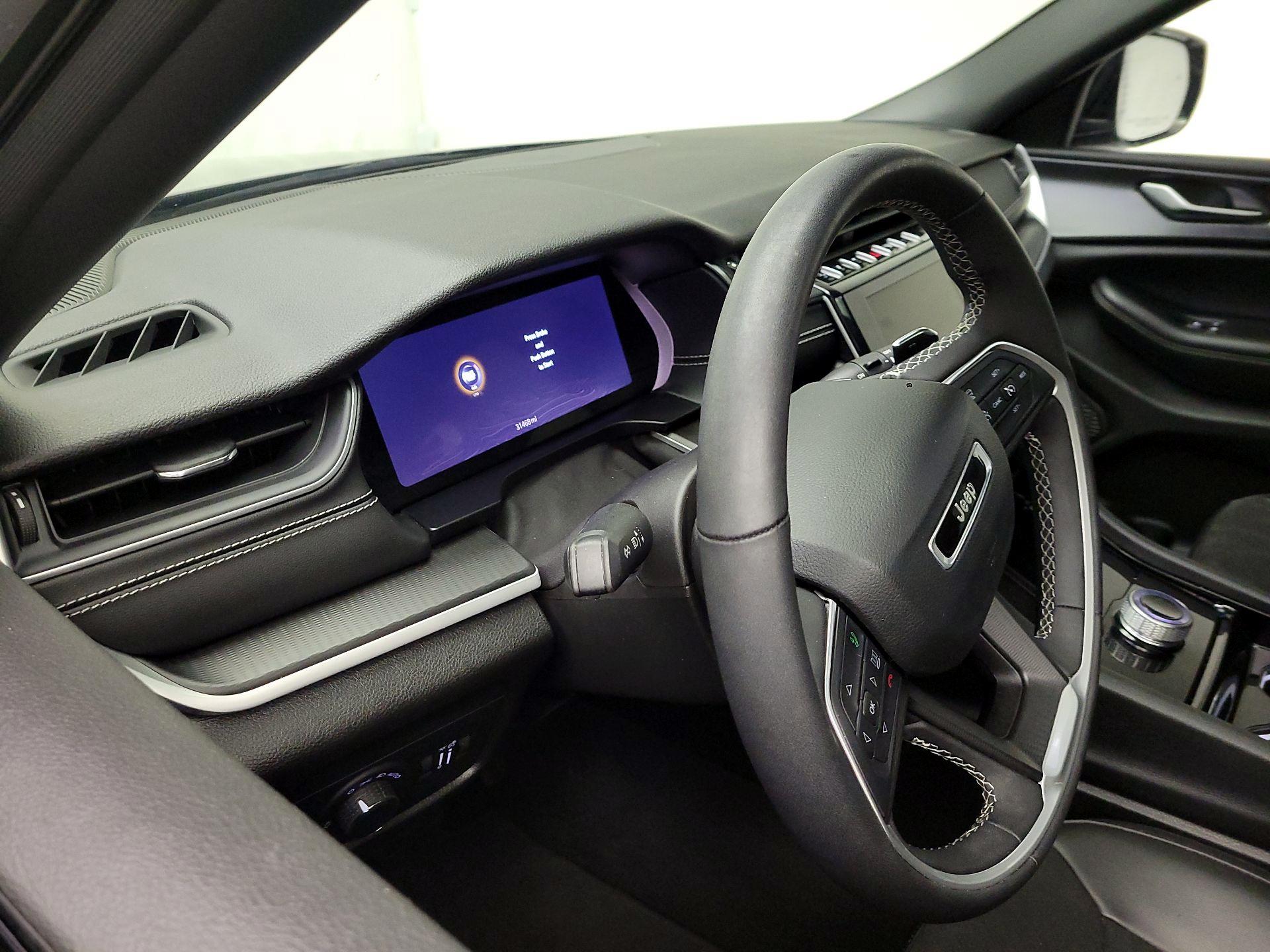 Thumbnail: 2023 Jeep Grand Cherokee L - 8