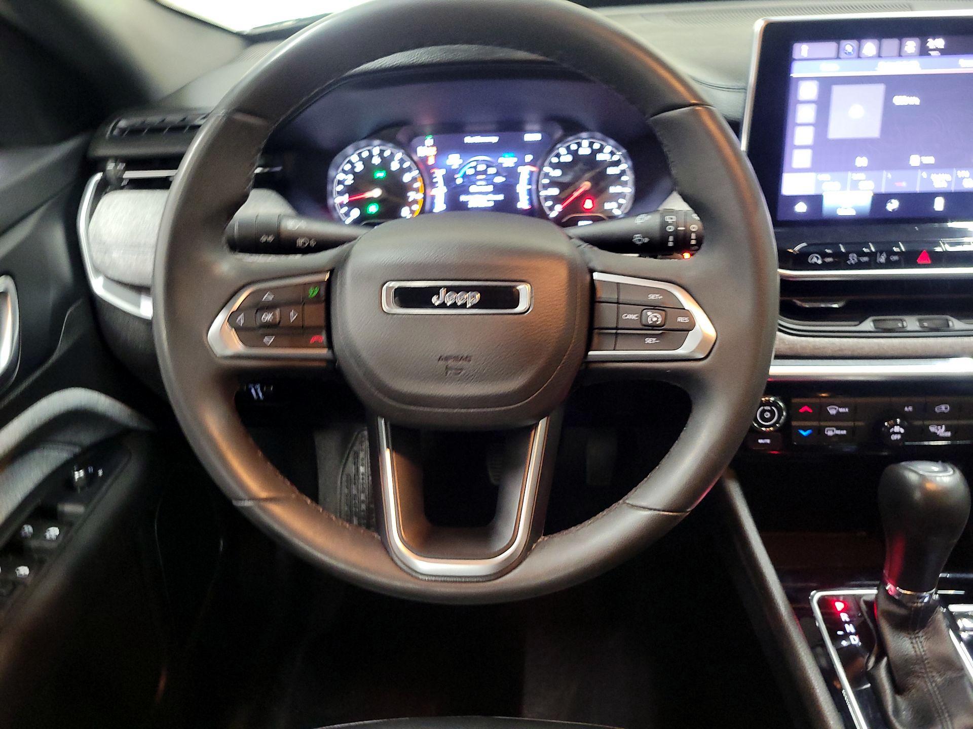 Thumbnail: 2023 Jeep Compass - 10