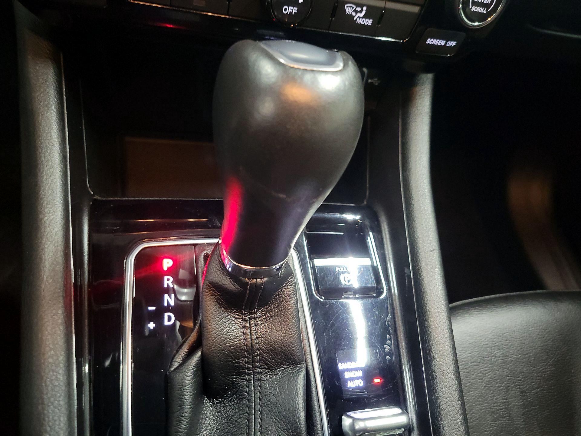 Thumbnail: 2023 Jeep Compass - 17