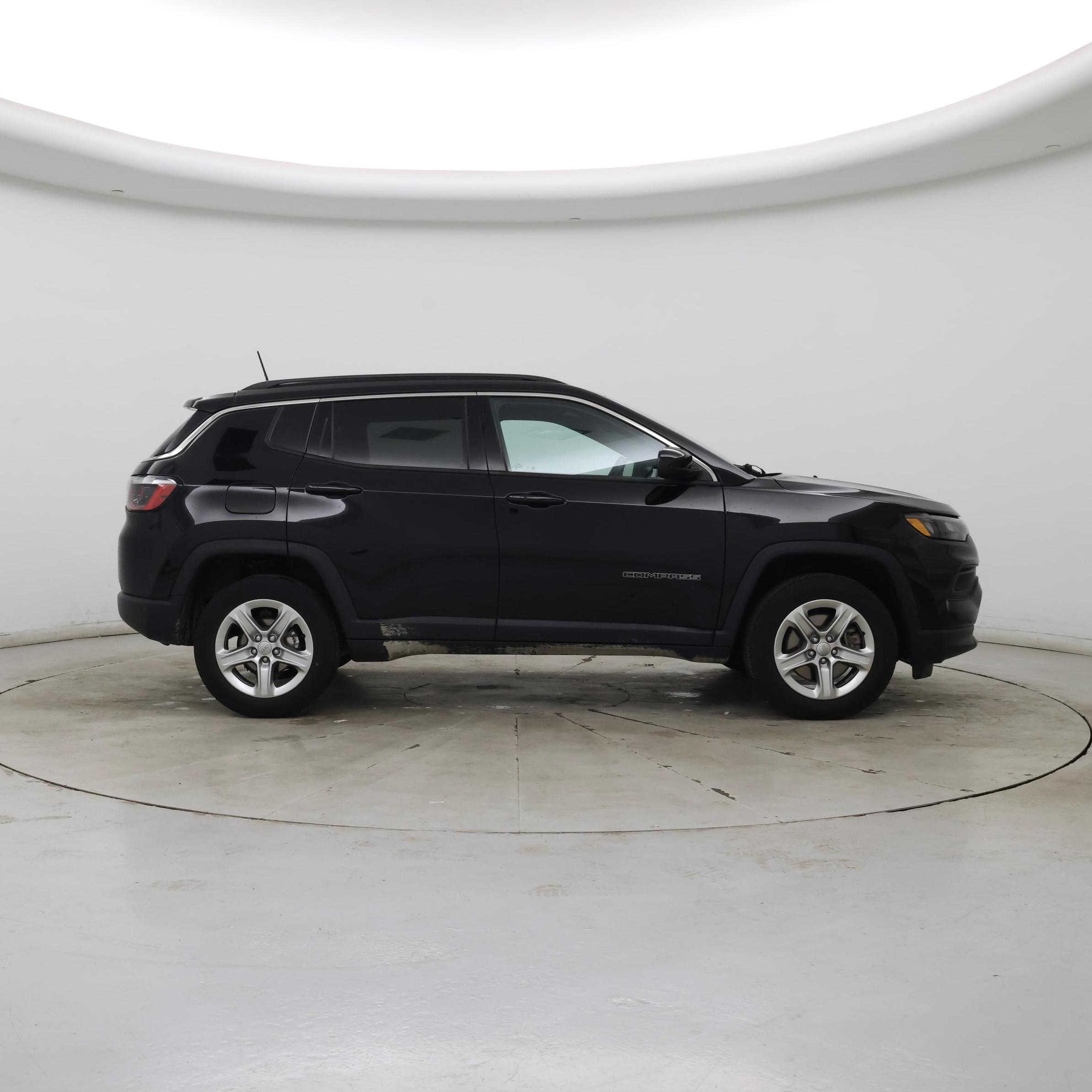 Thumbnail: 2023 Jeep Compass - 7